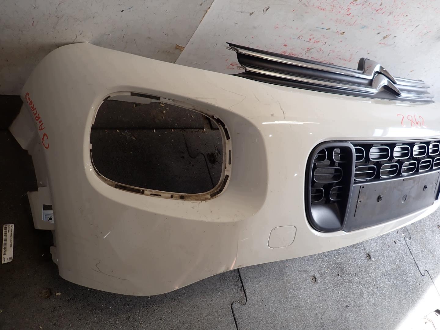 bumper front front CITROEN C3 AIRCROSS 2018- 13490015