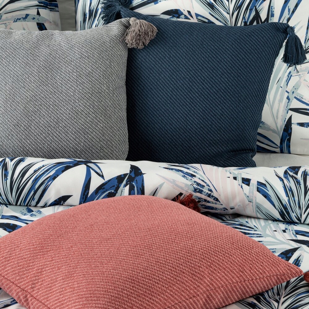 Poszewka kremowa 45X45 BOHO o strukturalnym wzorze Długość 1 cm