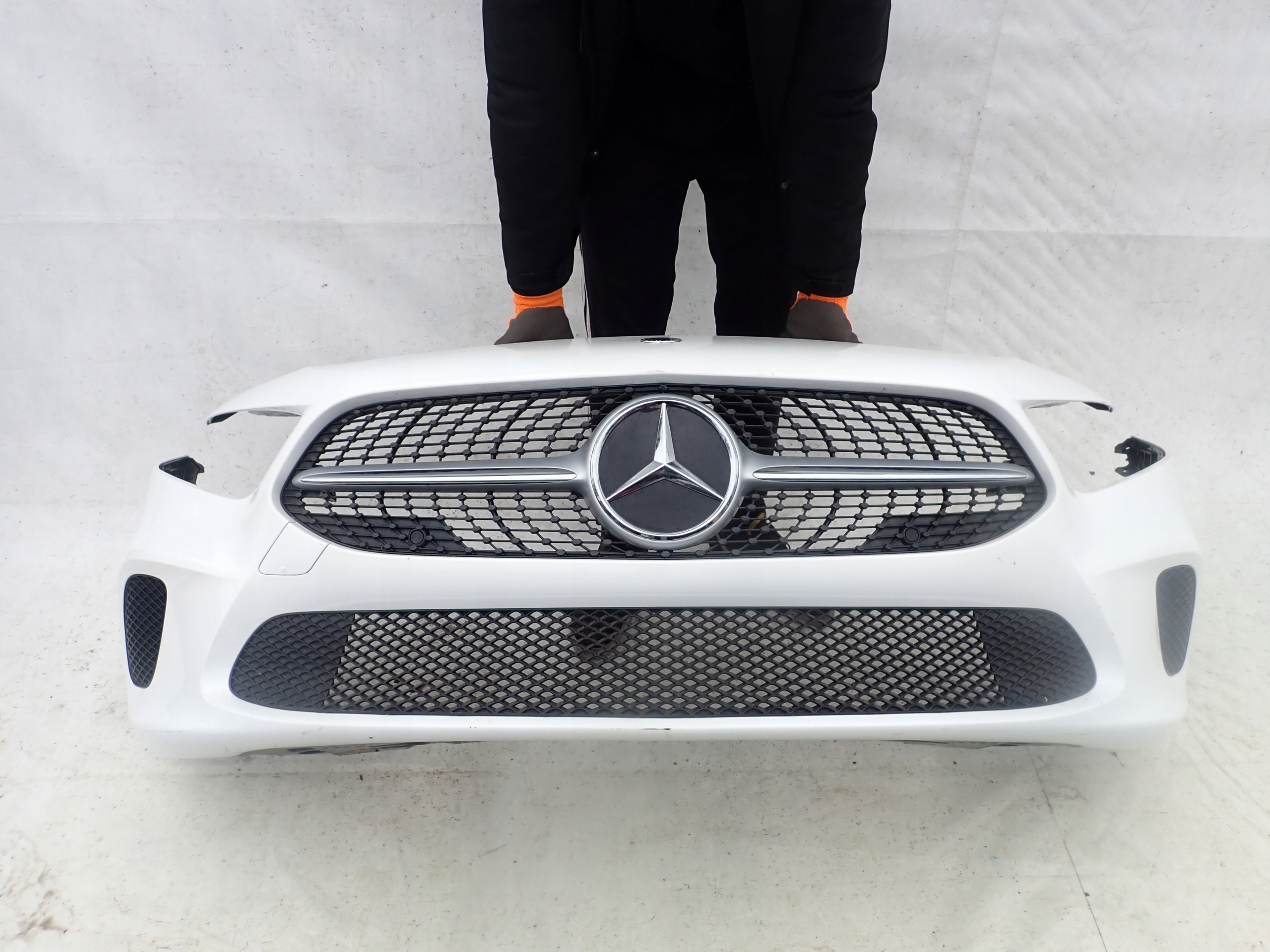 MERCEDES A-KLASA W177 18- bumper front front