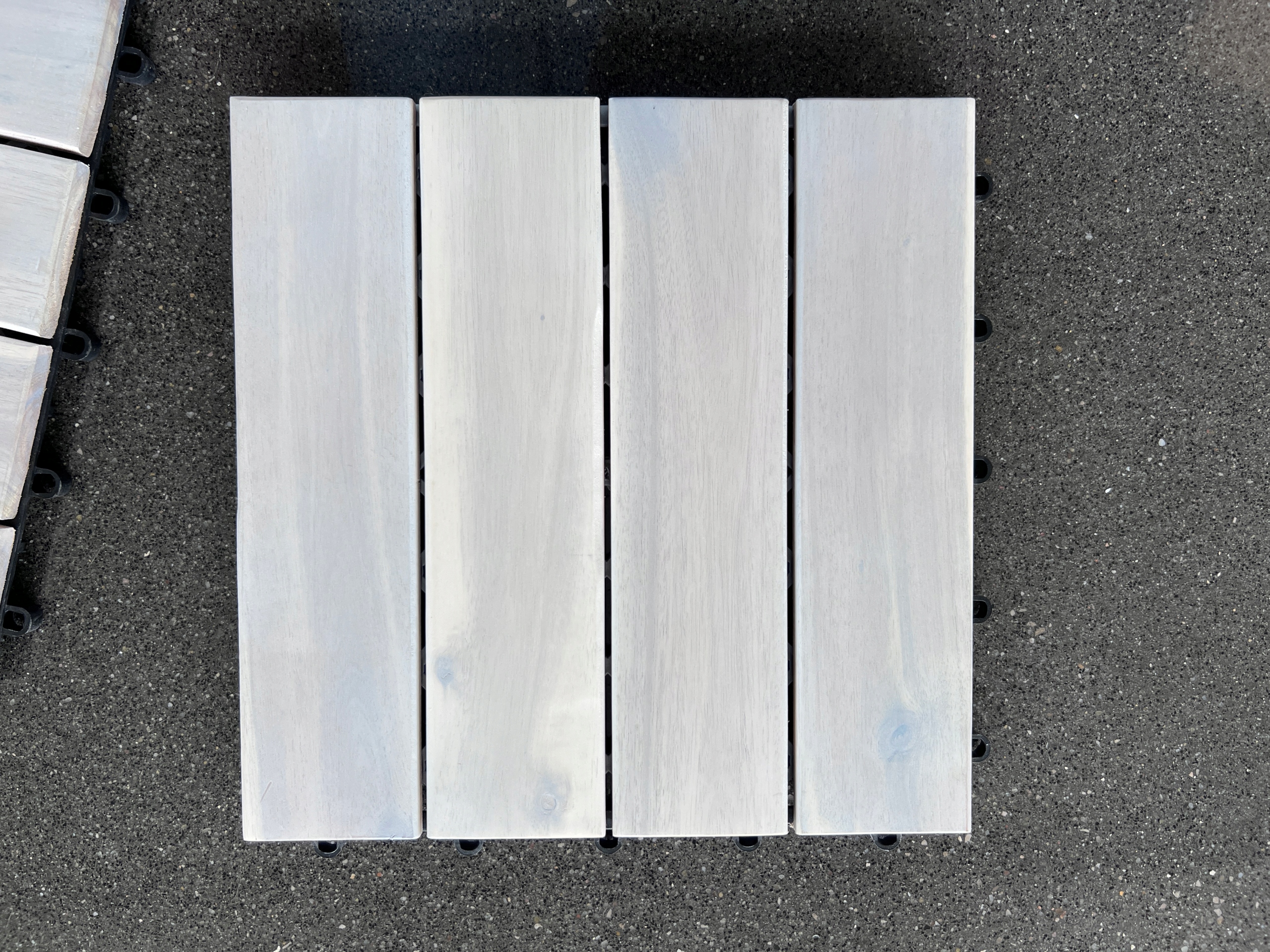 Płytka drewniana AKACJA BIELONA 4 klepki balkonowa tarasowa podłogowa Długość 0.3 m