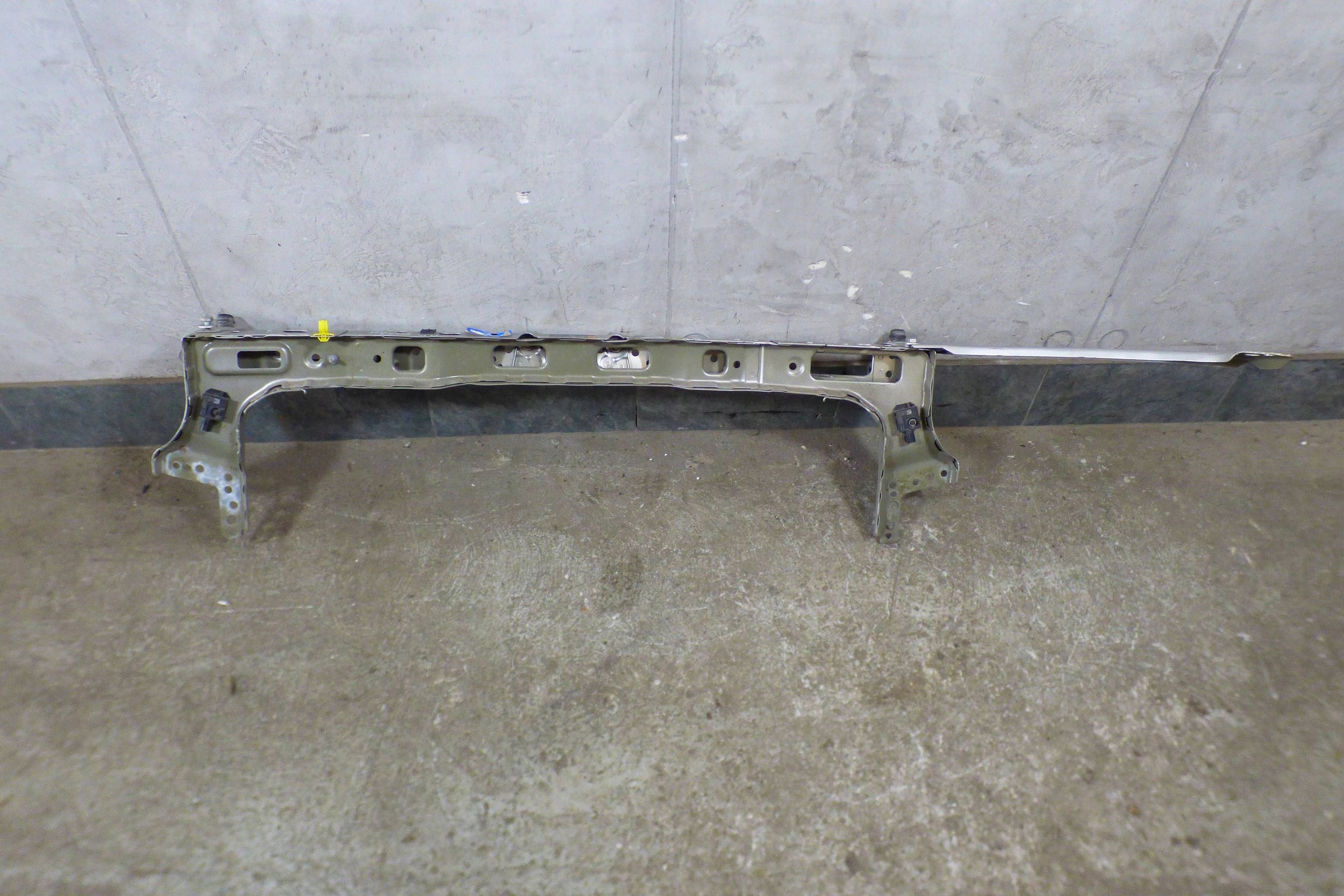 Opel Astra K V support panel for radiators pillar upper original lakier Z176