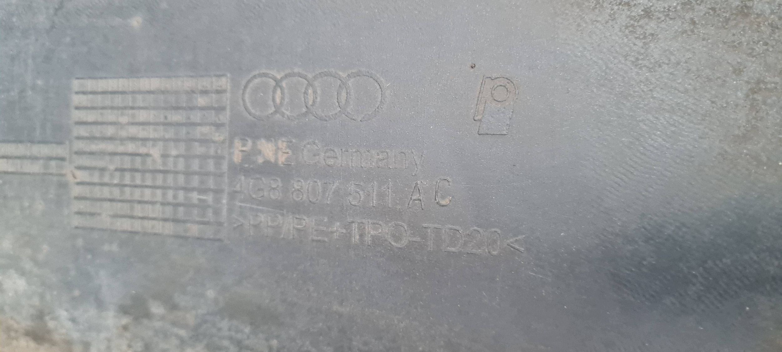 A7 4G S7 moulding cap threshold left SLINE LX7U 4G8853855E