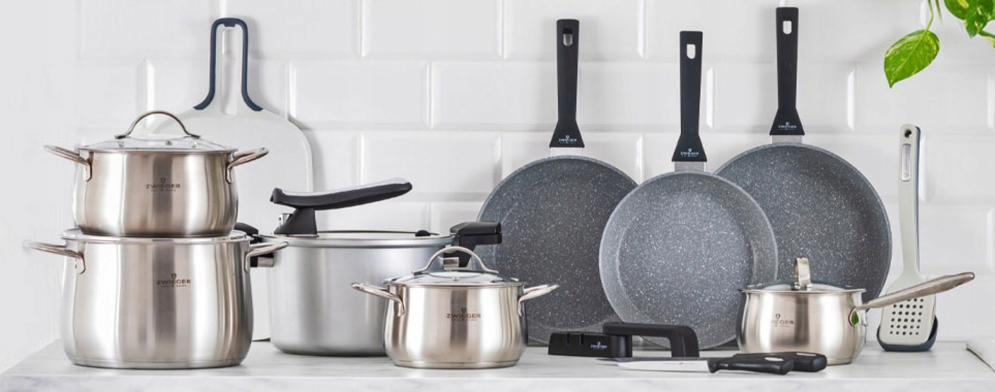 ZWIEGER PRACTI PLUS GARNEK Z POKRYWKĄ 20CM Materiał stal nierdzewna