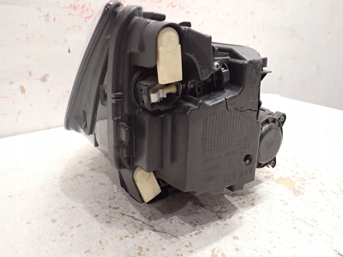 light front front left AUDI Q2 LIFT 2020- MATRIX 81A941035