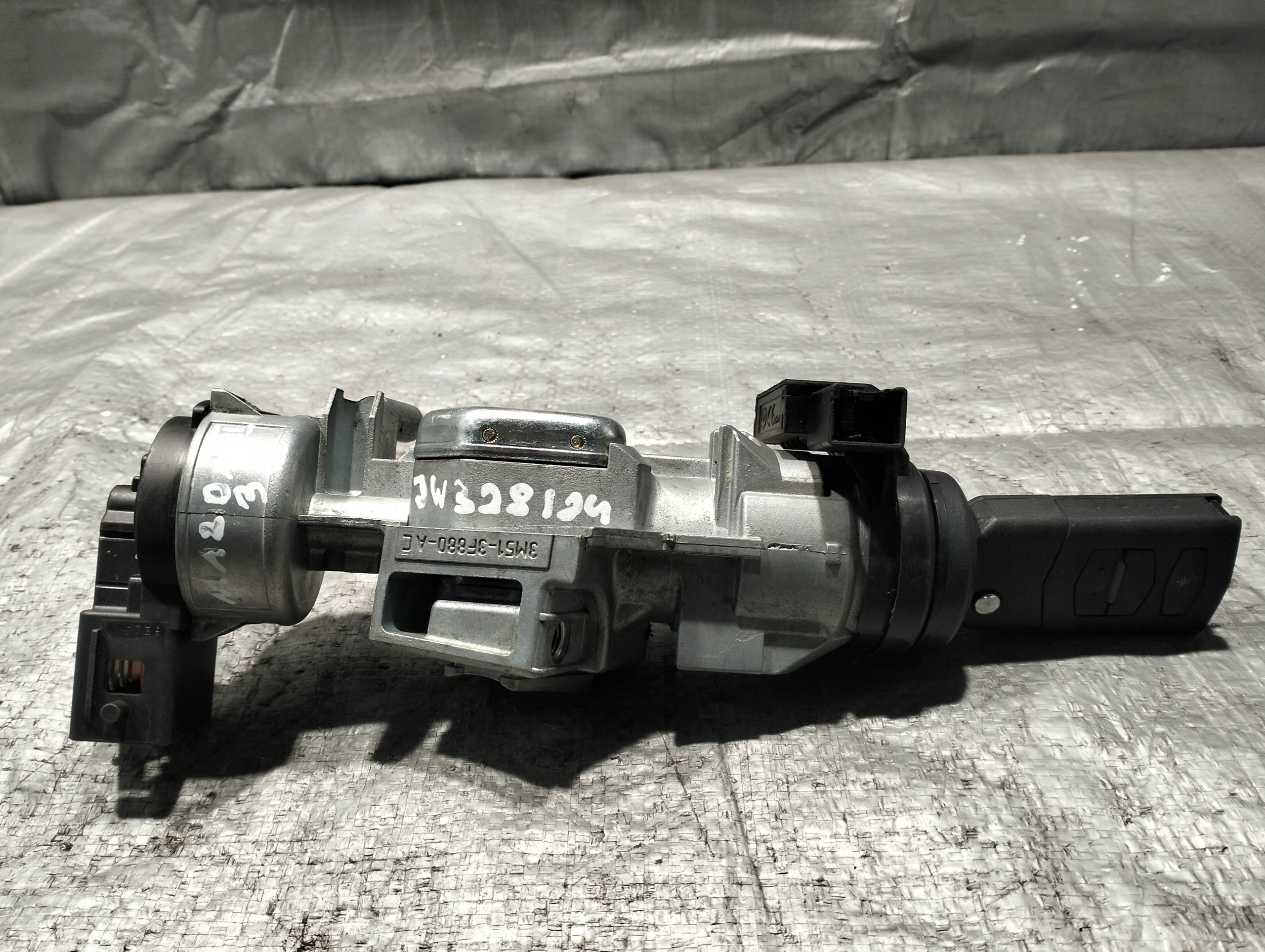 ignition key MAZDA 3 OE 3M513F880AC