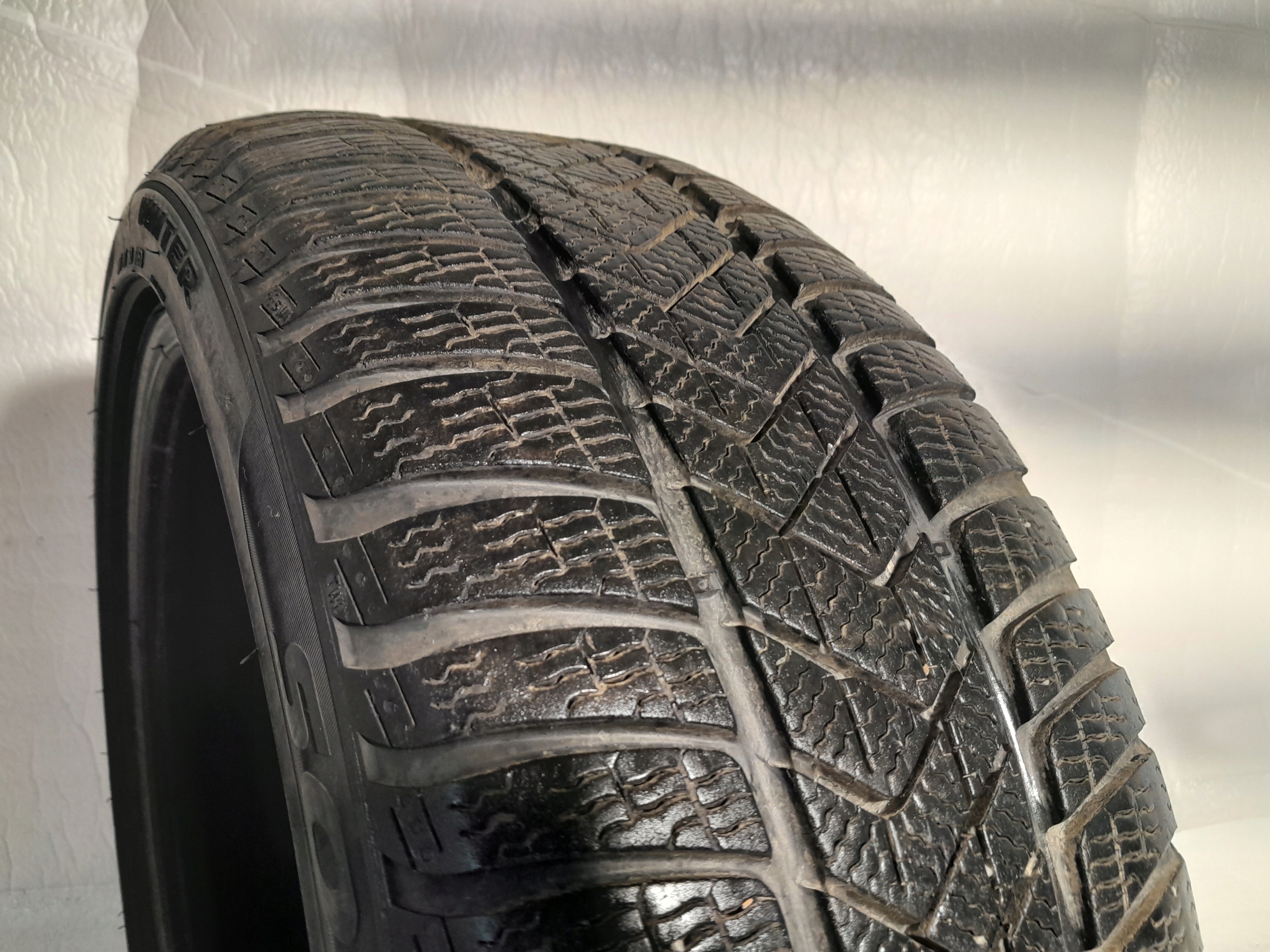 OPONA PIRELLI SOTTOZERO3 275/35R19 ZIMOWA RUN FLAT Średnica 19