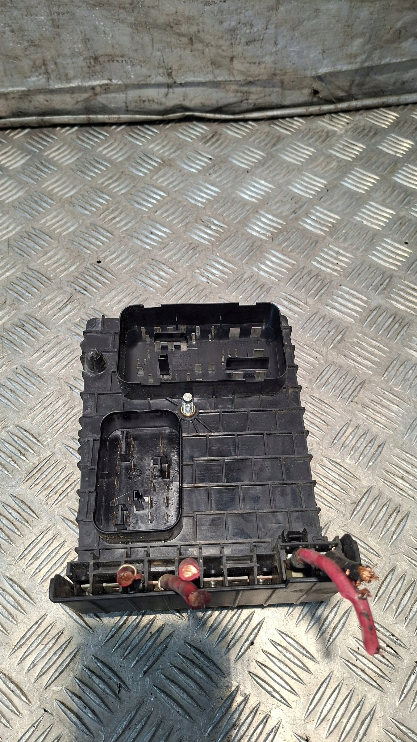 Module fusibles VW GOLF V 1.9TDI