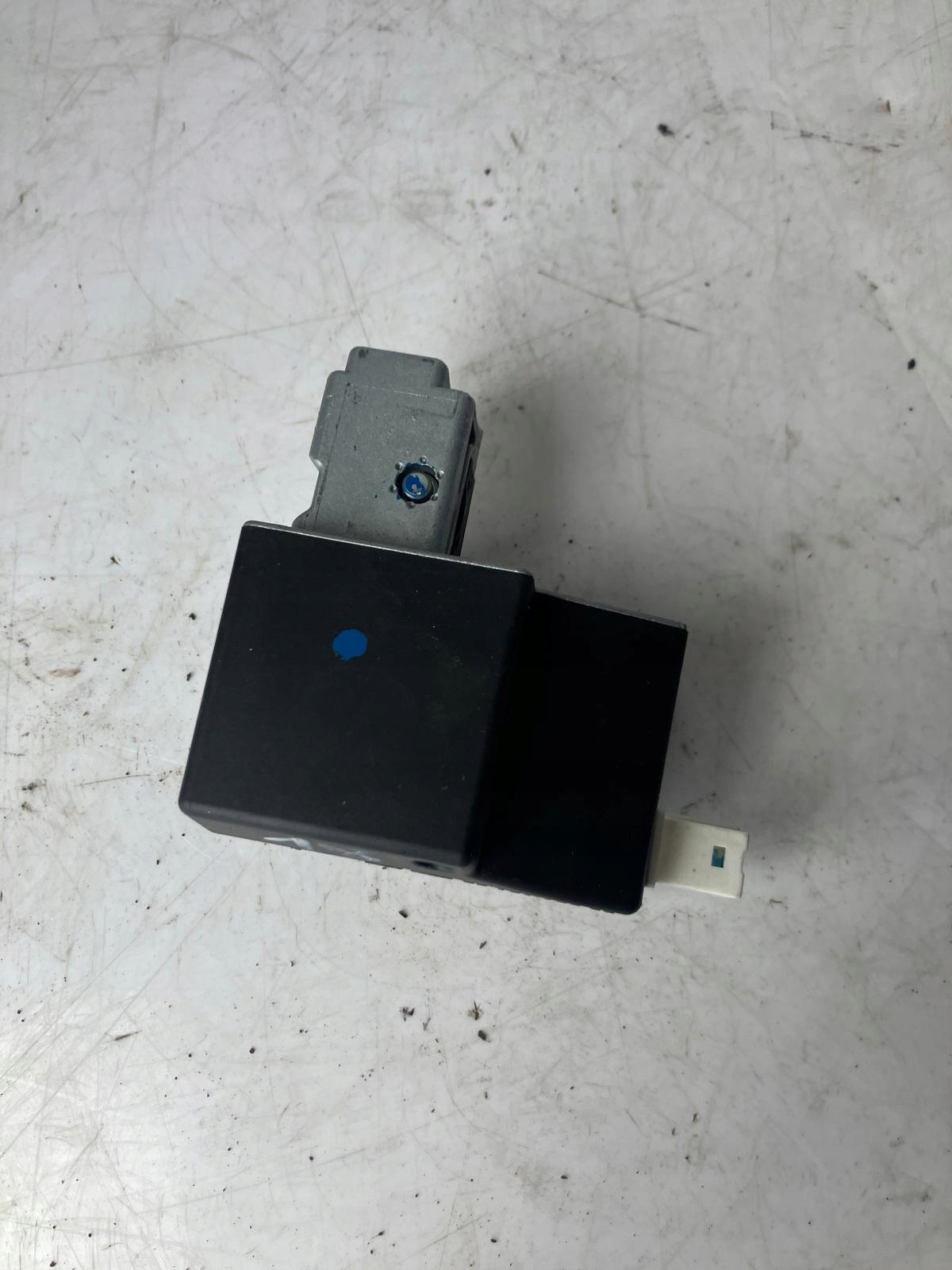 BLOKADA des Lenkrads CITROEN PEUGEOT 9812112580