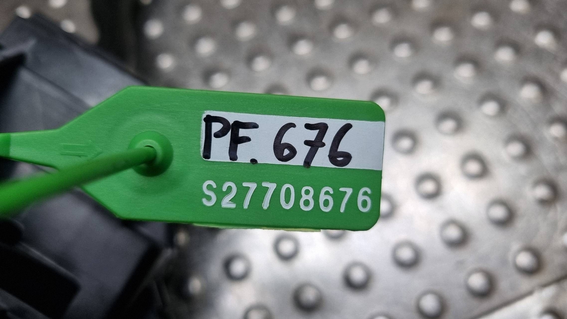 commodo commande levier commodo sous volant anneau BV6T-13N064-AF FORD C-MAX MK2 FOCUS MK3