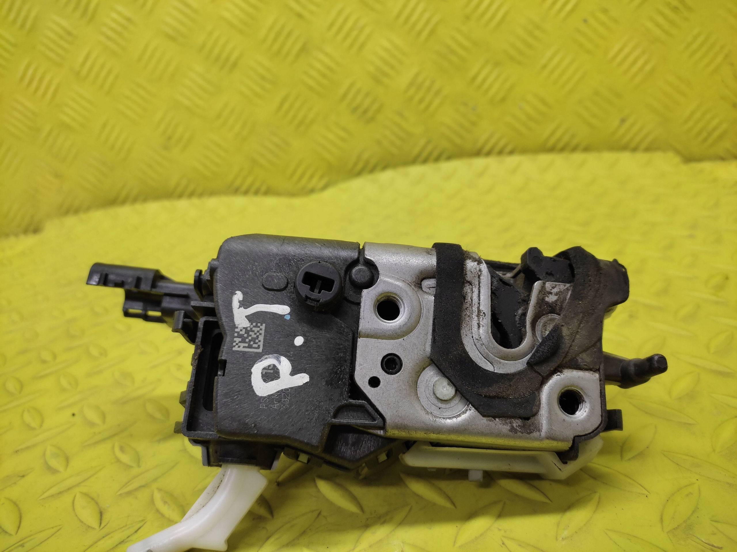 CITROEN C5 III KOMBI lock door right rear part