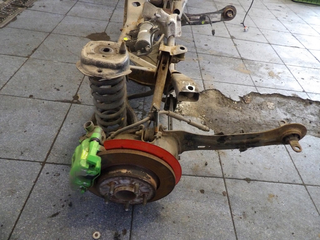 FORD FOCUS MK3 1.OEBOOST KOMBI axis rear sider