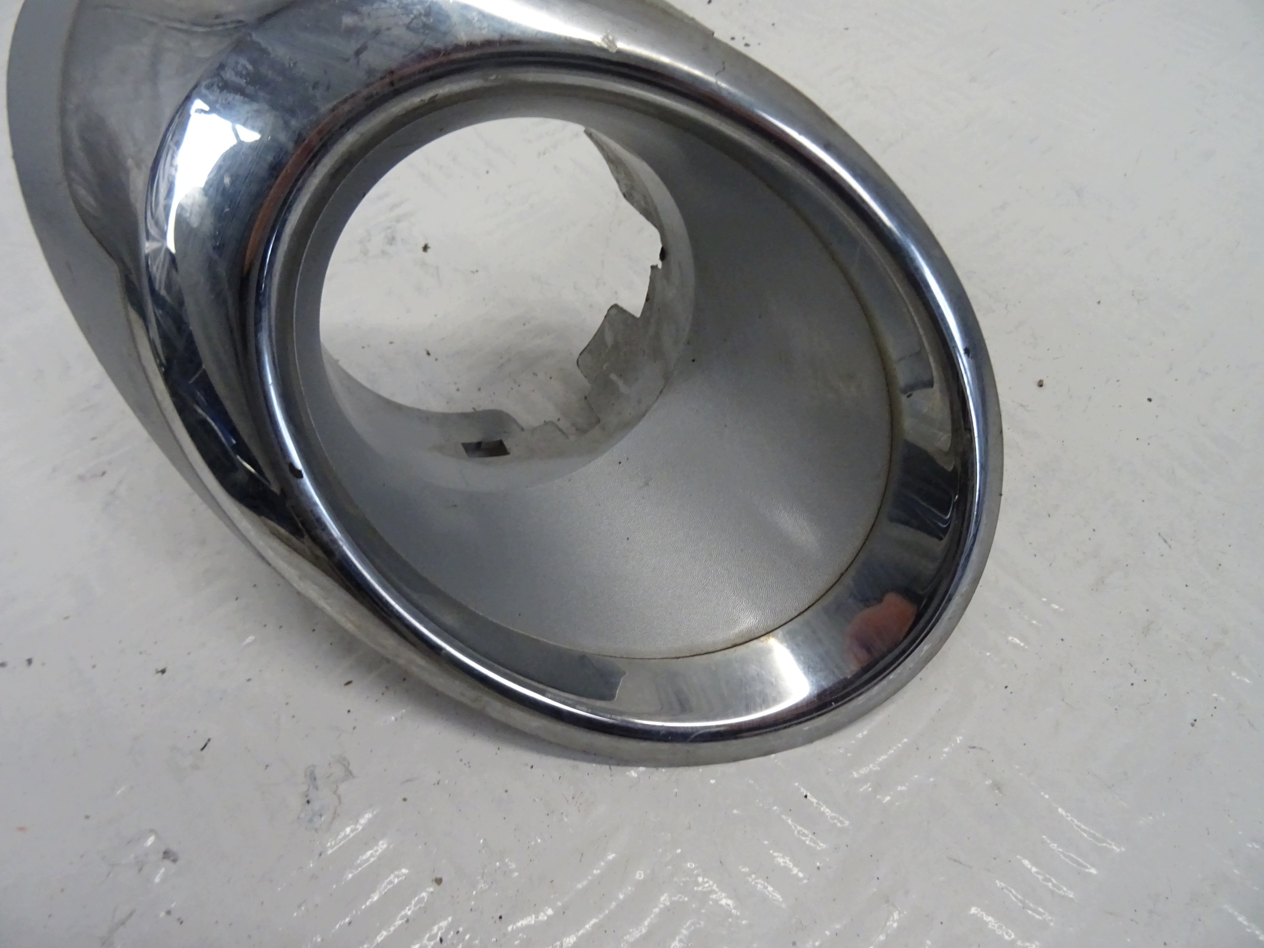 frame fog lights left front PEUGEOT PARTNER III 9677622177