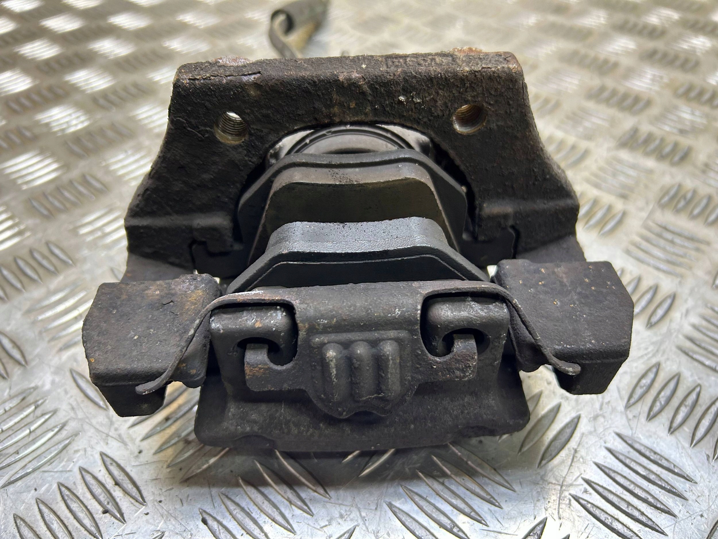 rear caliper brake BMW 5 E60 E61 2004 530d M57