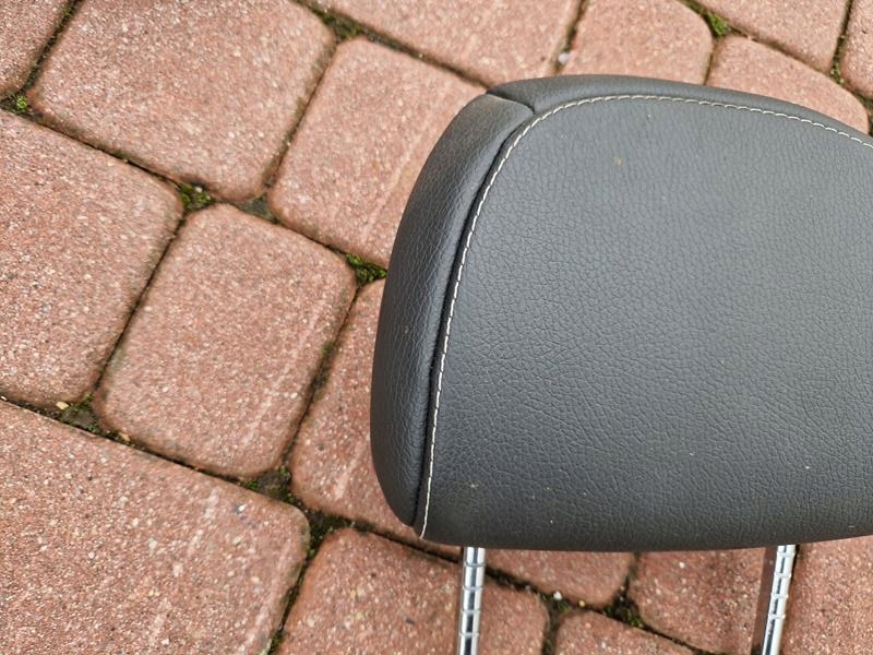 rest seat front of the front leather skorzany Opel Corsa D