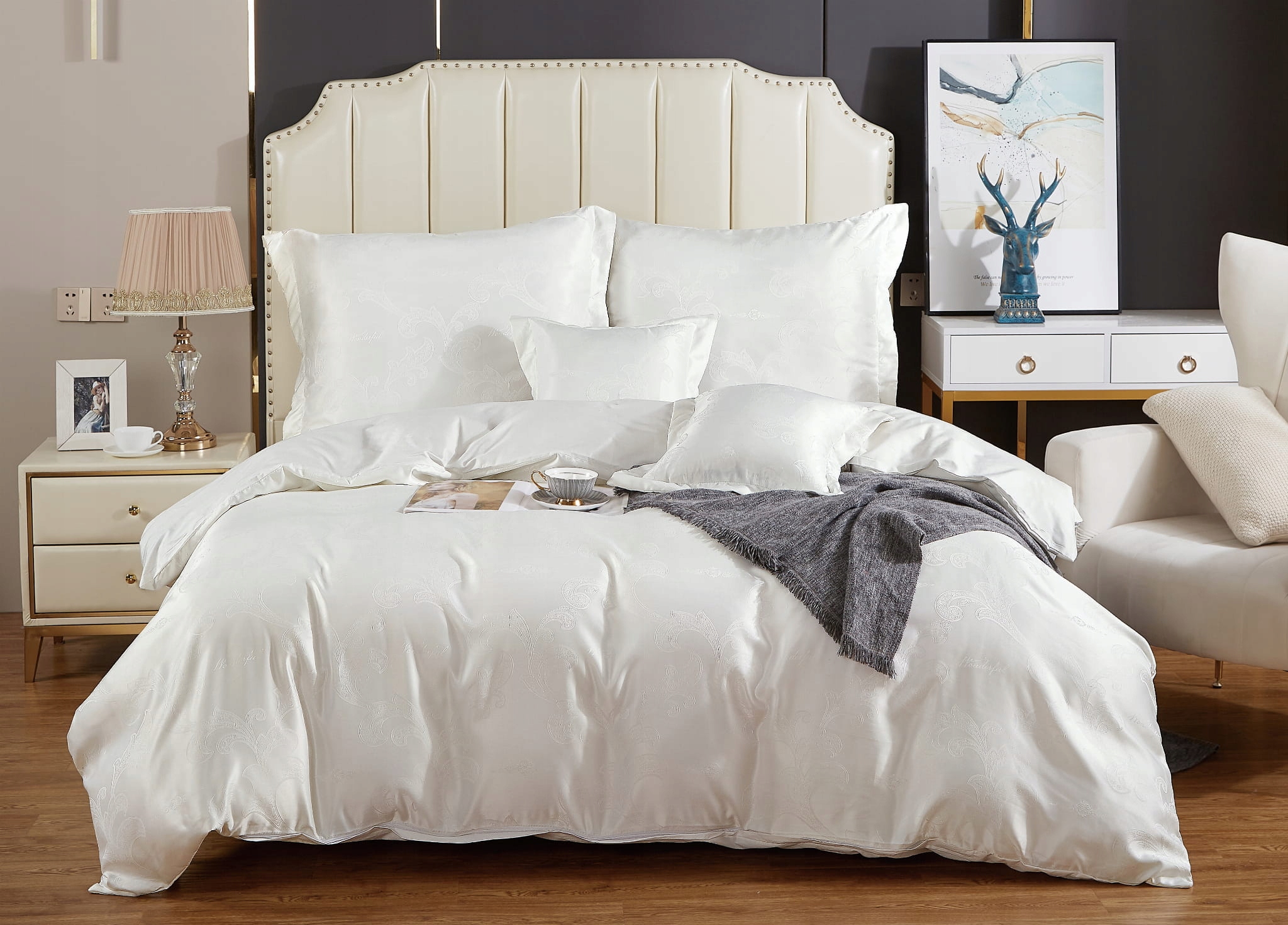 Posteľná Bielizeň atlasová vyšívaná 200x220 exkluzívna biela paisley AT011