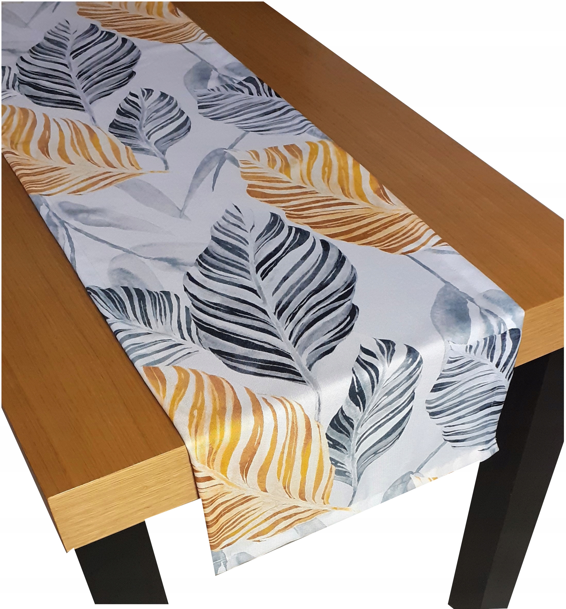 

Bieżnik obrus biały w szaro-złote liście 40/220