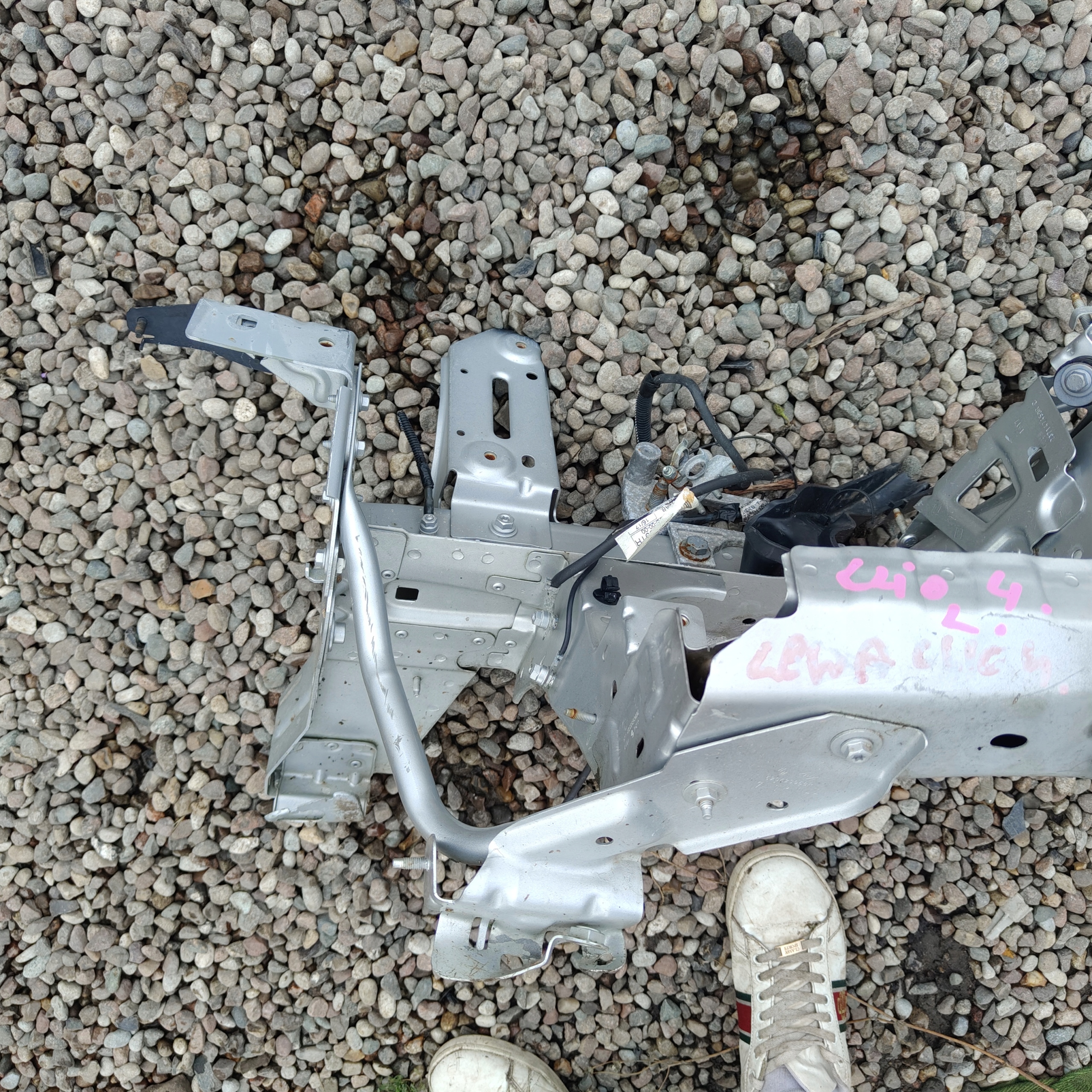front body quarter left RENAULT CLIO IV