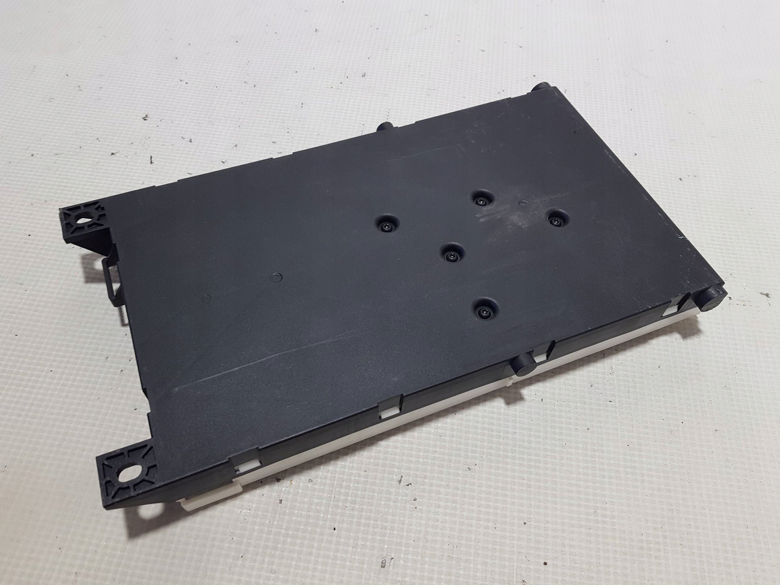 Mercedes CLA W117 W246 module control unit komfortu SAM A1569007402