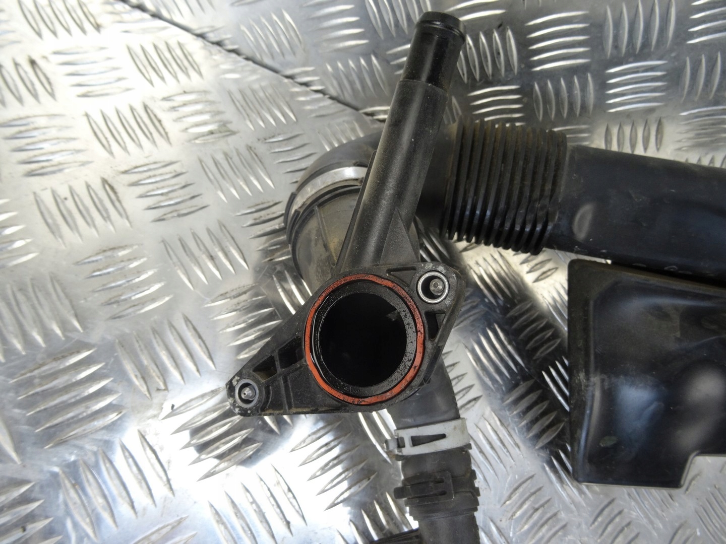 RENAULT CLIO 5 pipe REZONATOR air 1.5 DCI