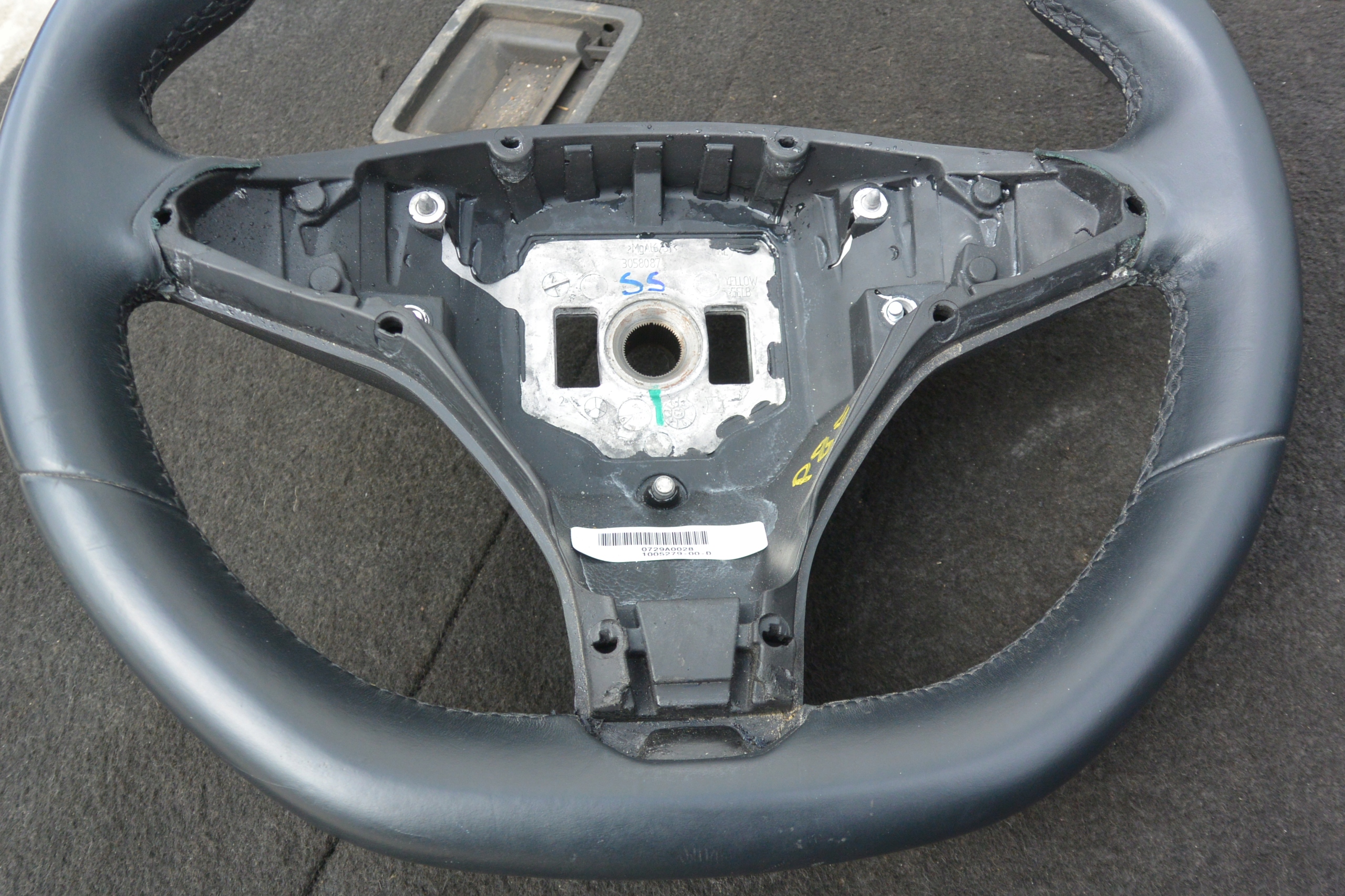 TESLA MODEL S lenkrad leder schön 12