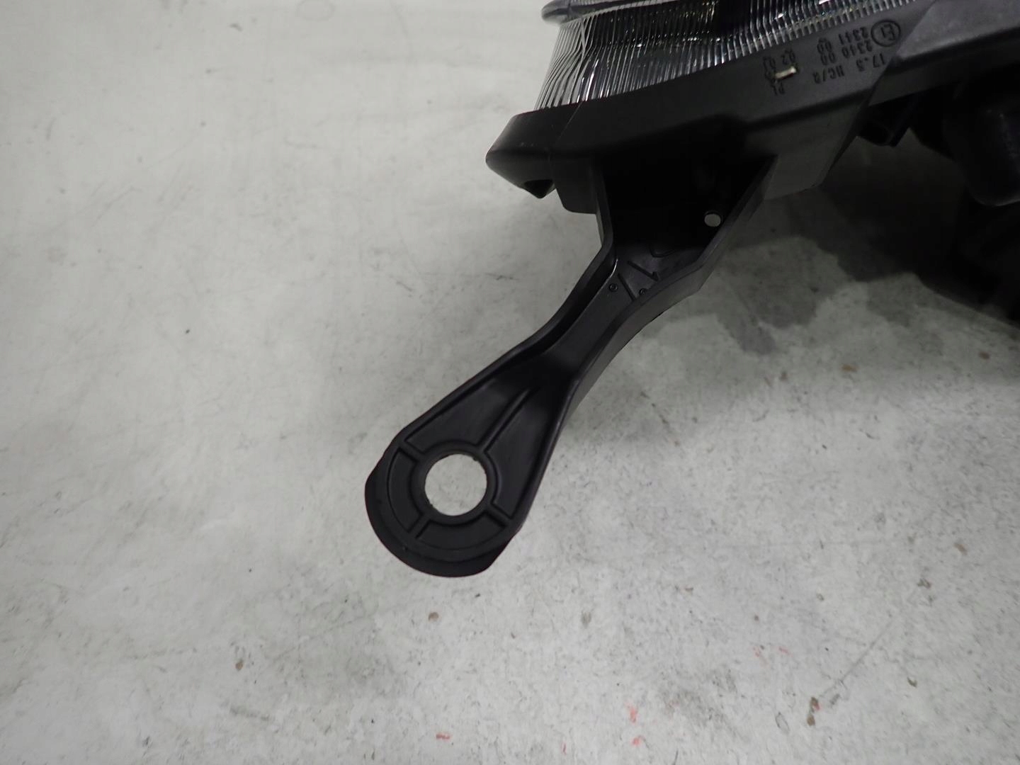 light front front left RENAULT TWINGO II 2007-2012 7701064000