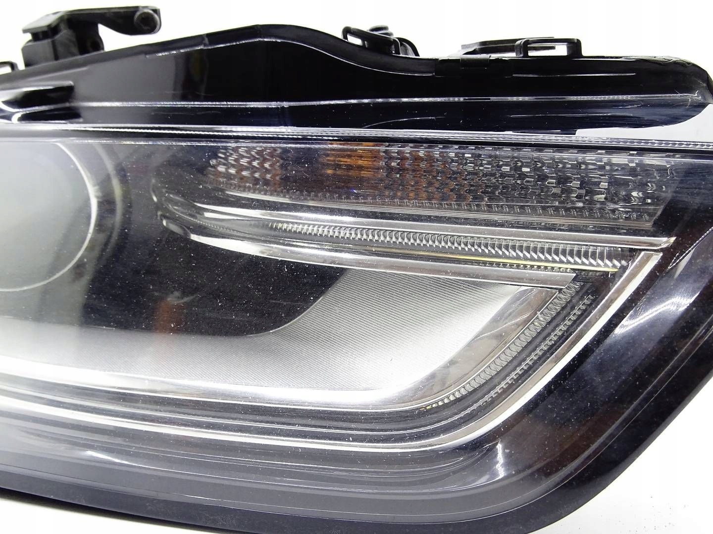light right front right front LED XENON AUDI A4 B8 LIFT 8K0941006D