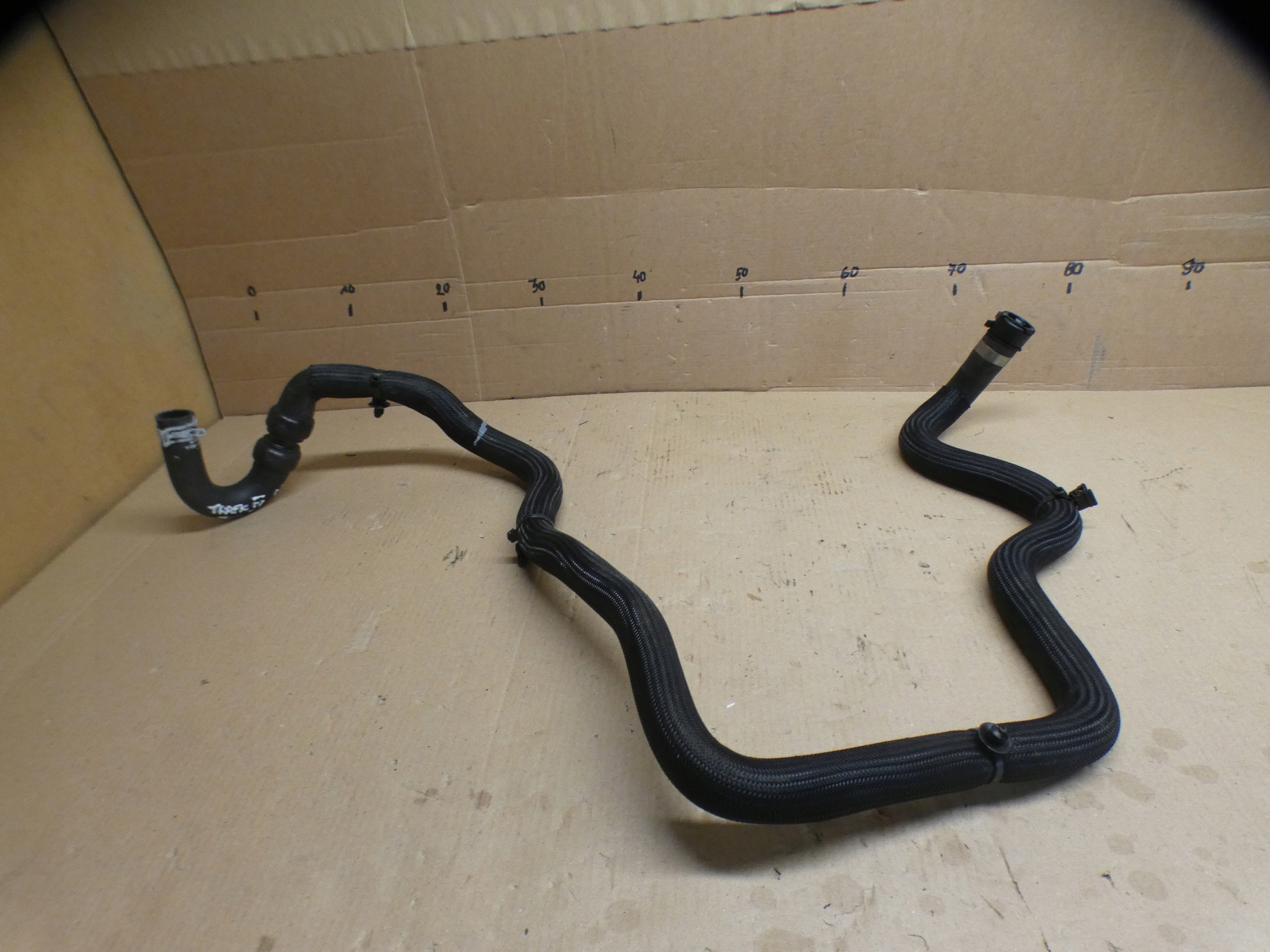 prijenos crijevo vode RENAULT TRAFIC III LIFT IV 2.0 110613261R