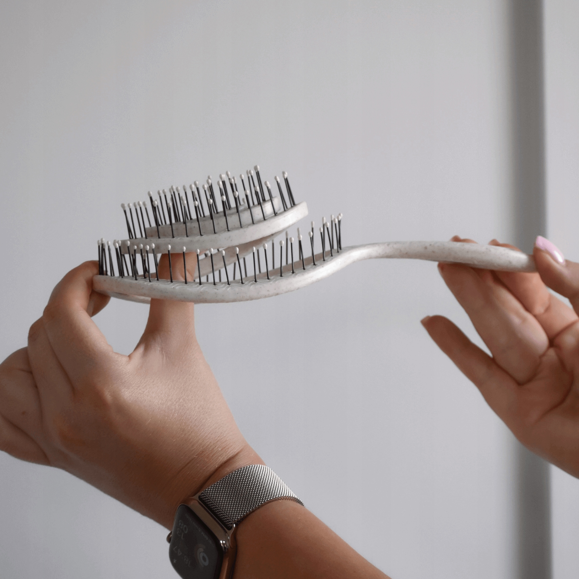 SZCZOTKA DO WŁOSÓW EASYBRUSH biodegradowalna SKINE Marka inna marka