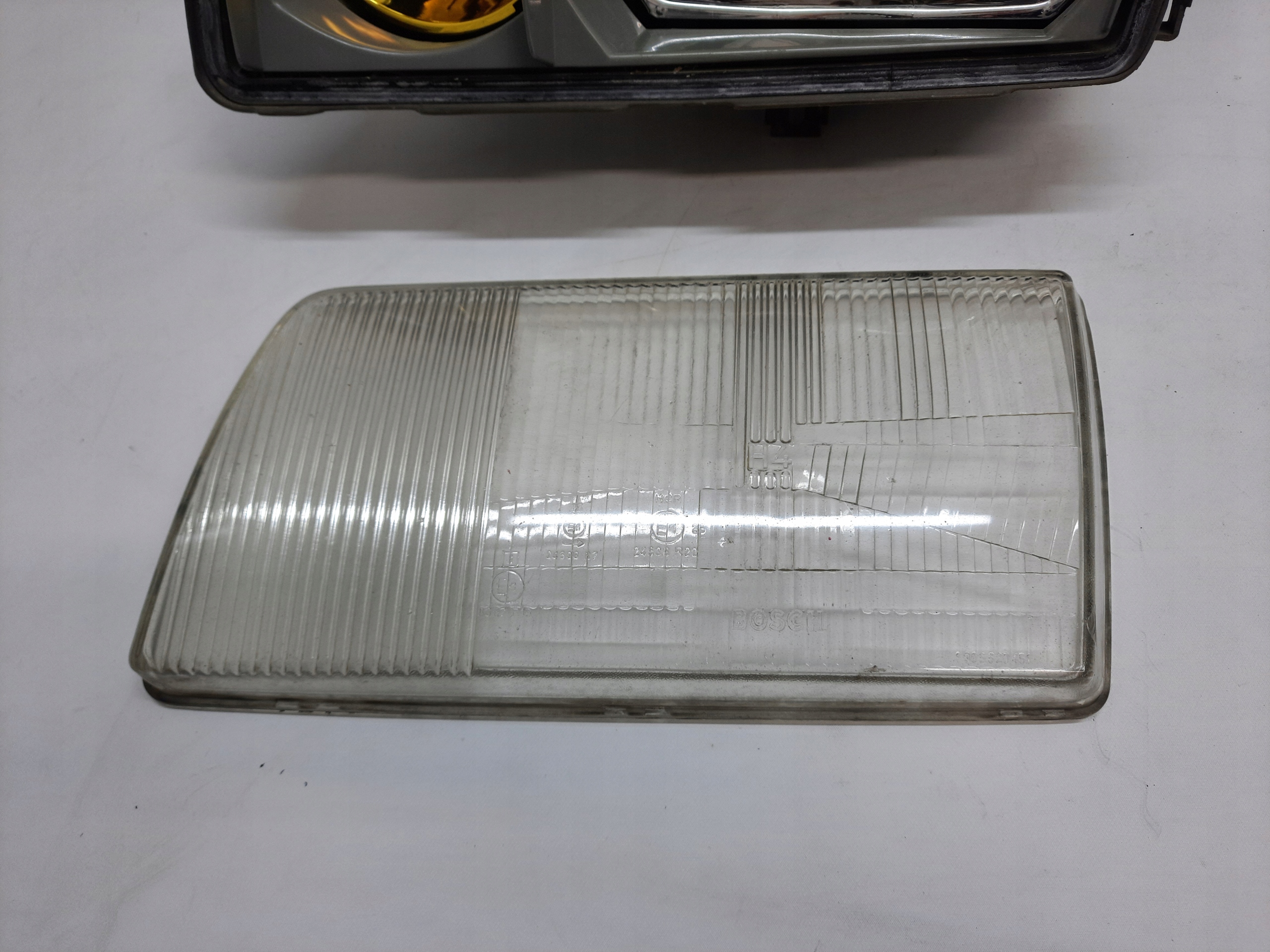 MERCEDES S-KLASA 2 II W126 79- light REFLEKTOR left front original EUROPA