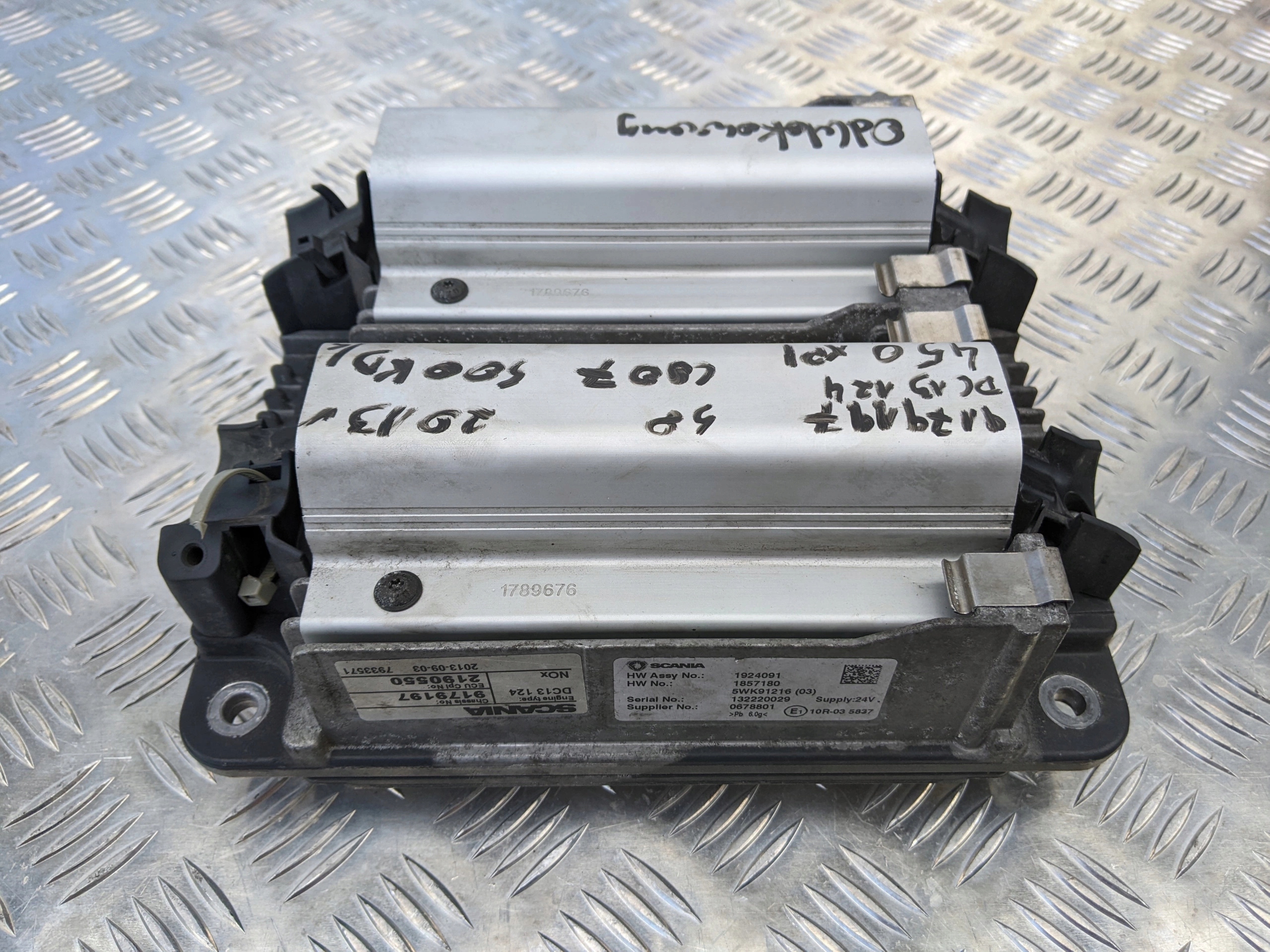 KOMPUTER STEROWNIK SILNIKA SCANIA R XPI DC 13124 Producent części Scania OE