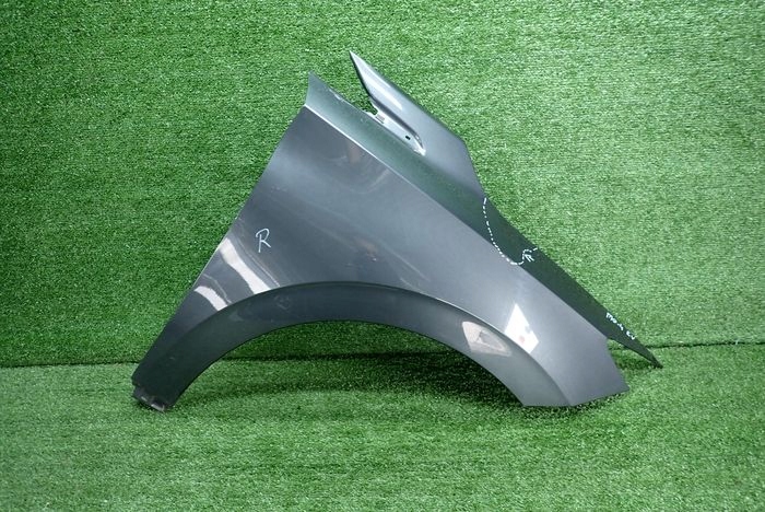 MG IV 4 EV 22- fender right front front