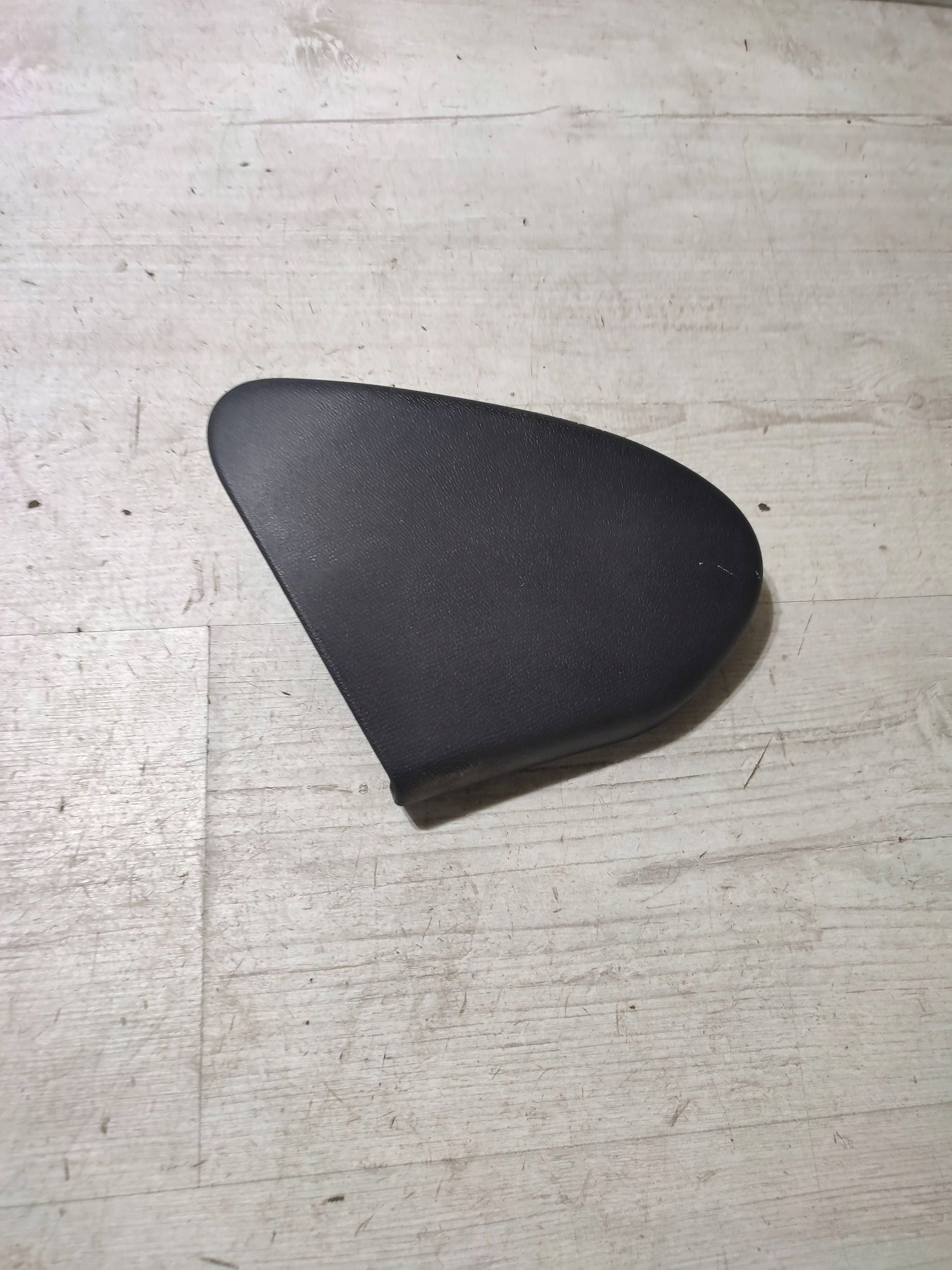 Peugeot 308 2019 front side left side seat cover side