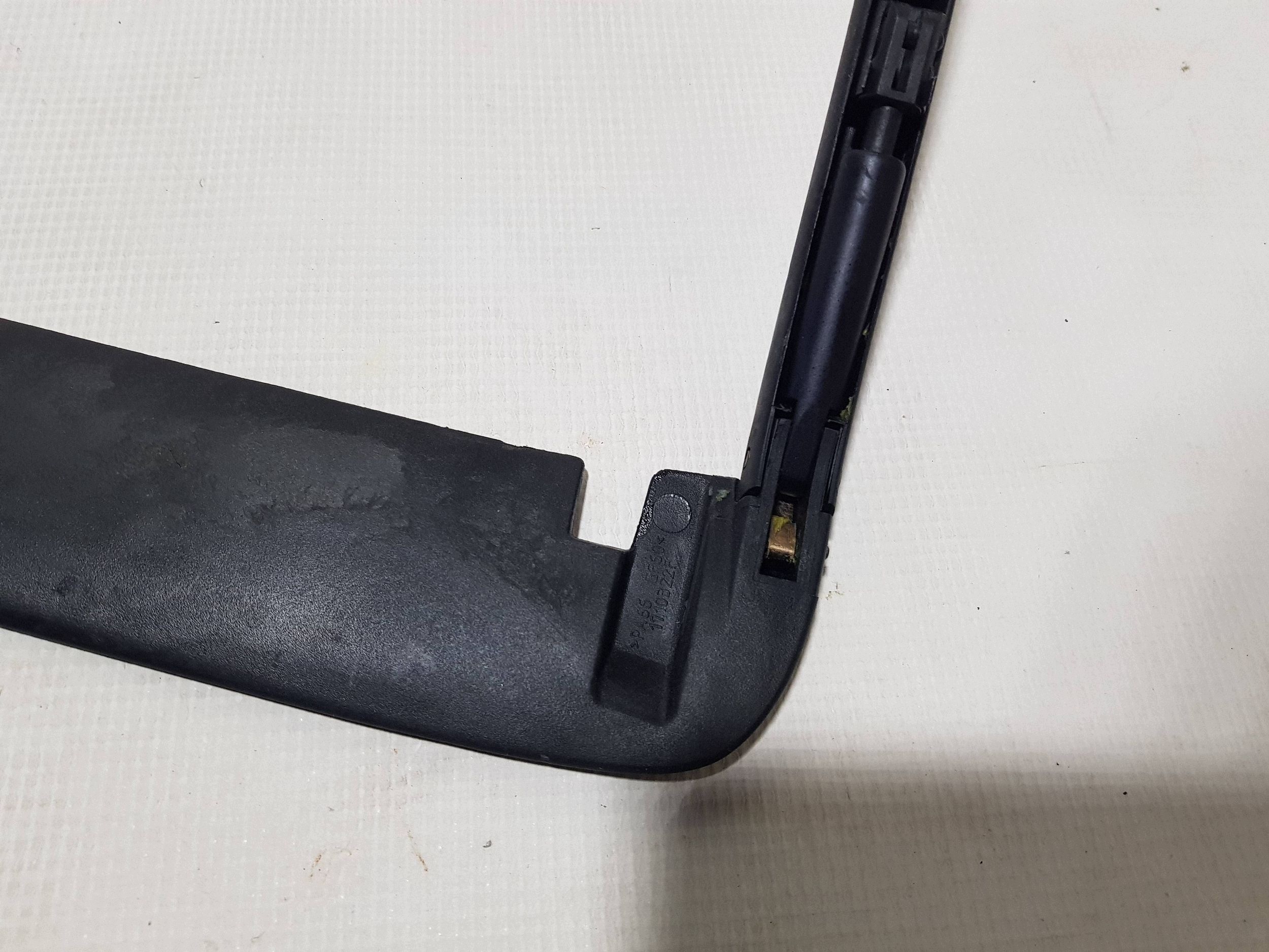 Frontverkleidung Blende Abdeckung panoramy Schiebedach Mercedes W251 R-klasa