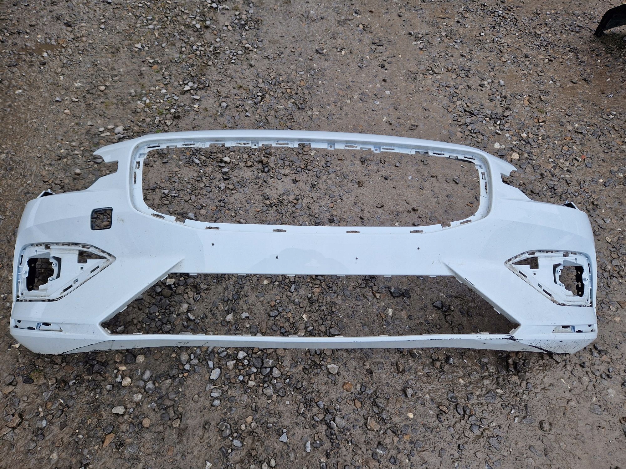 front bumper VOLVO V60 II 2018R->
