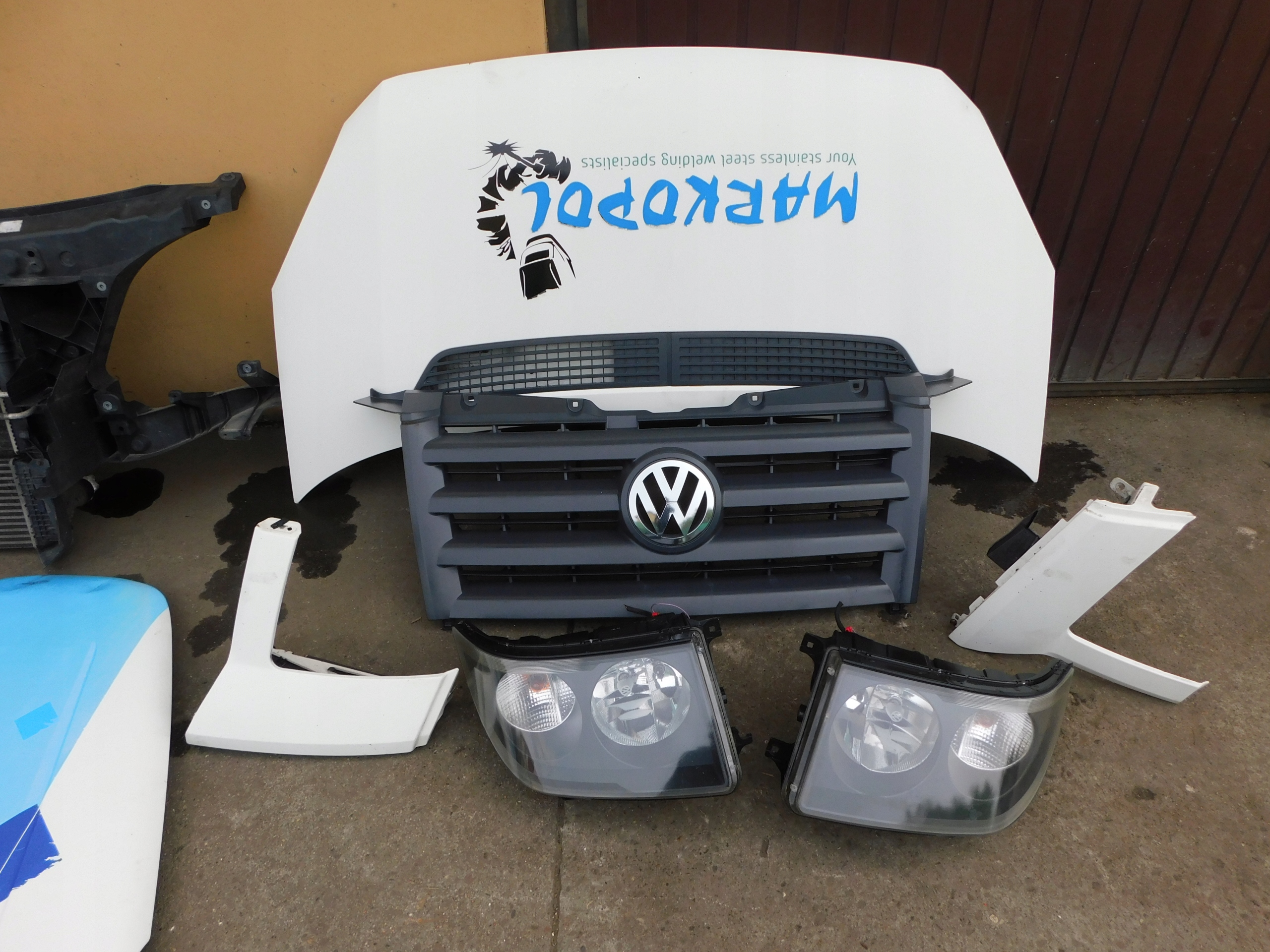 VW CRAFTER front complete lights bonnet radiator bumper pillar 06-12r