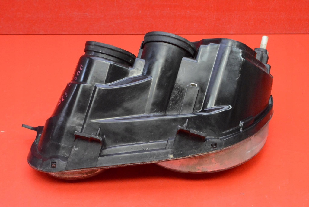 REFLEKTOR right light front EU VW POLO 4 IV 9N 01-05