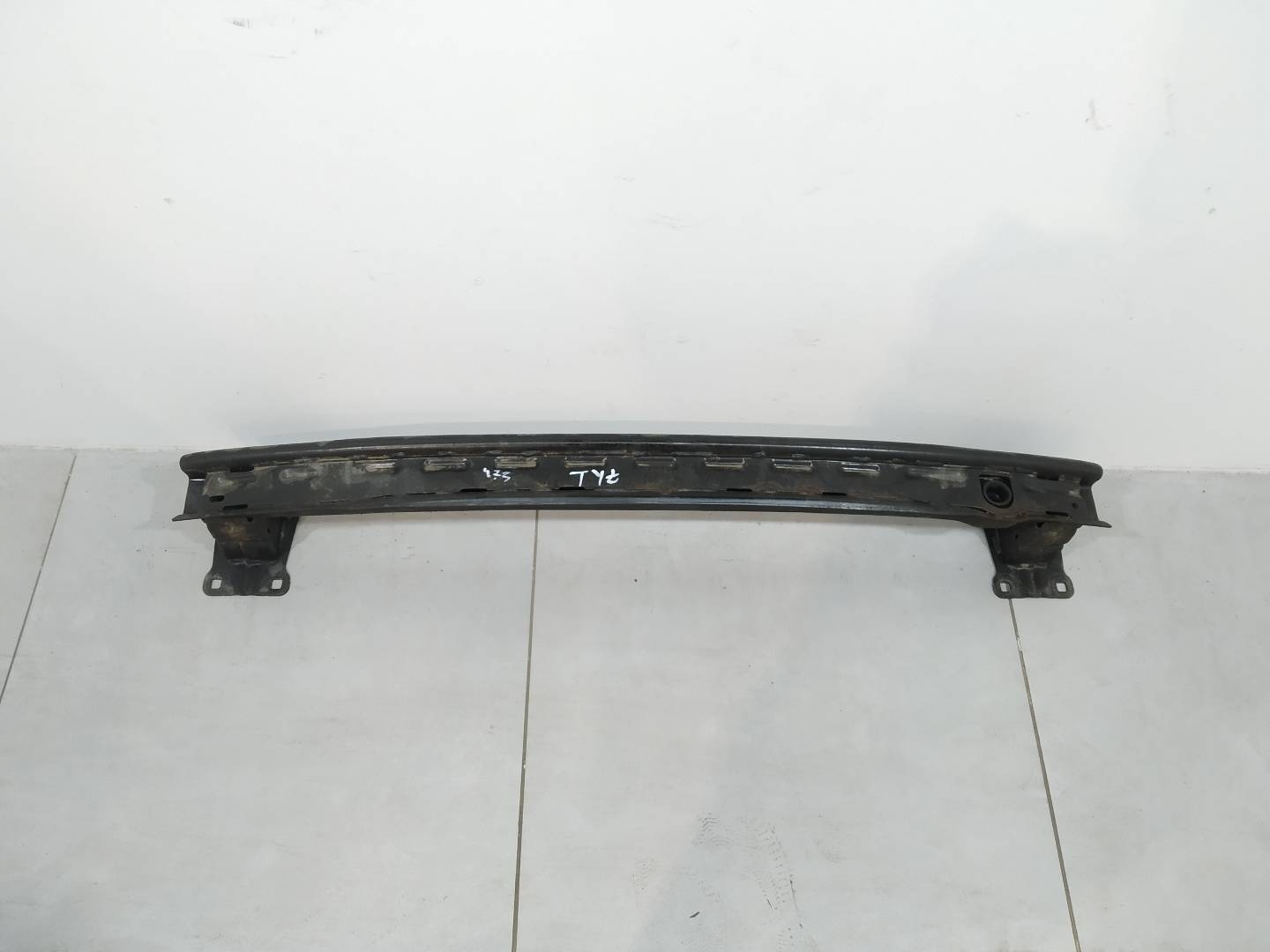 pillar of a bumper sider rear part Audi Q2 and (2016- )