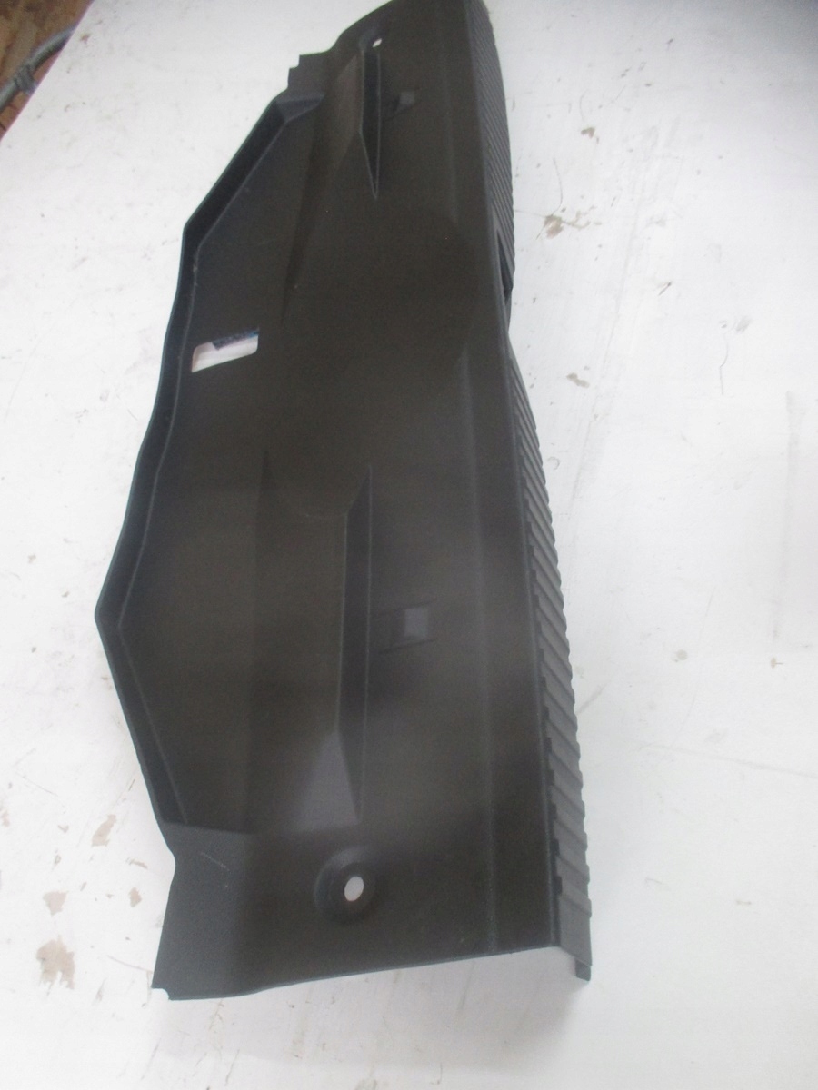 cap for rear panel RENAULT AUSTRAL 849204290R