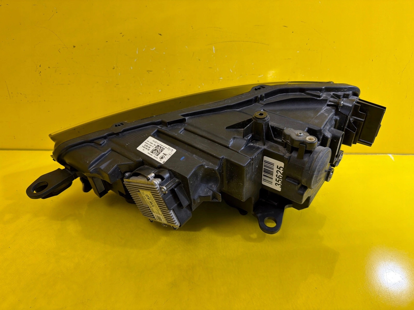 light right Skoda Scala Full Led 657941016A