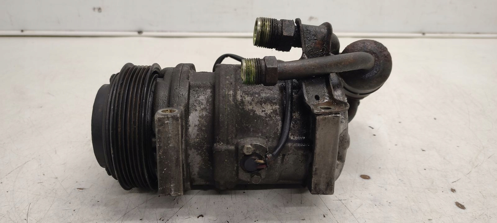 compressor of the air conditioning compressor; Mercedes W140 3,2