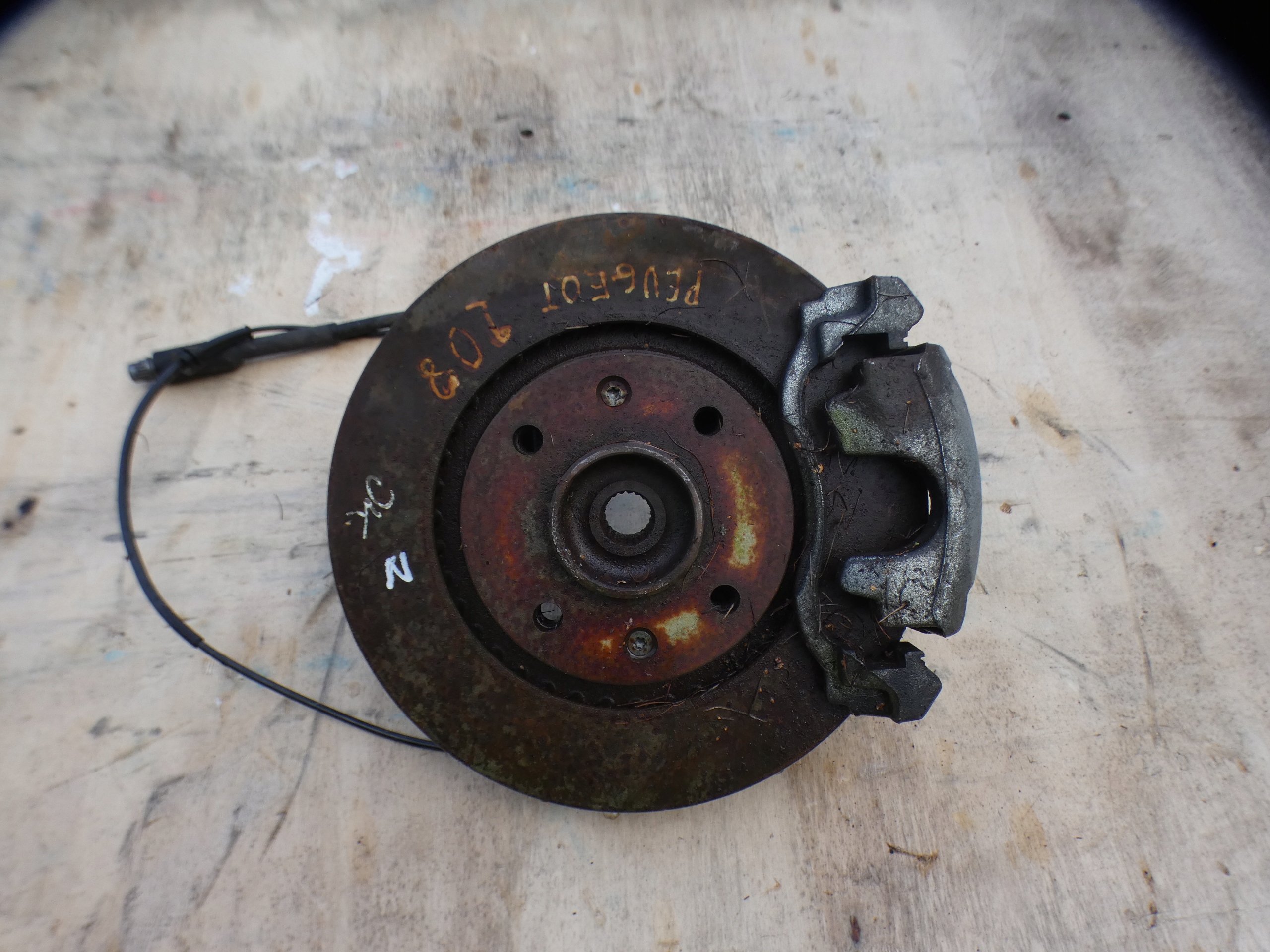 perno mozzo Mozzo FUSELLO Anteriore PEUGEOT 208 e