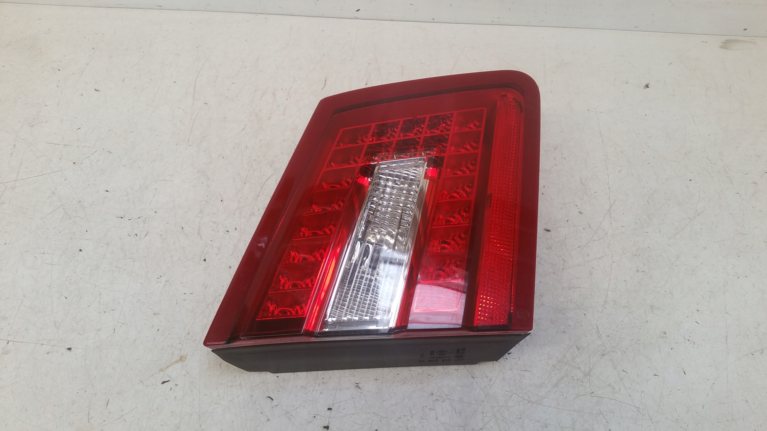 light left rear part LED europa Mercedes W212