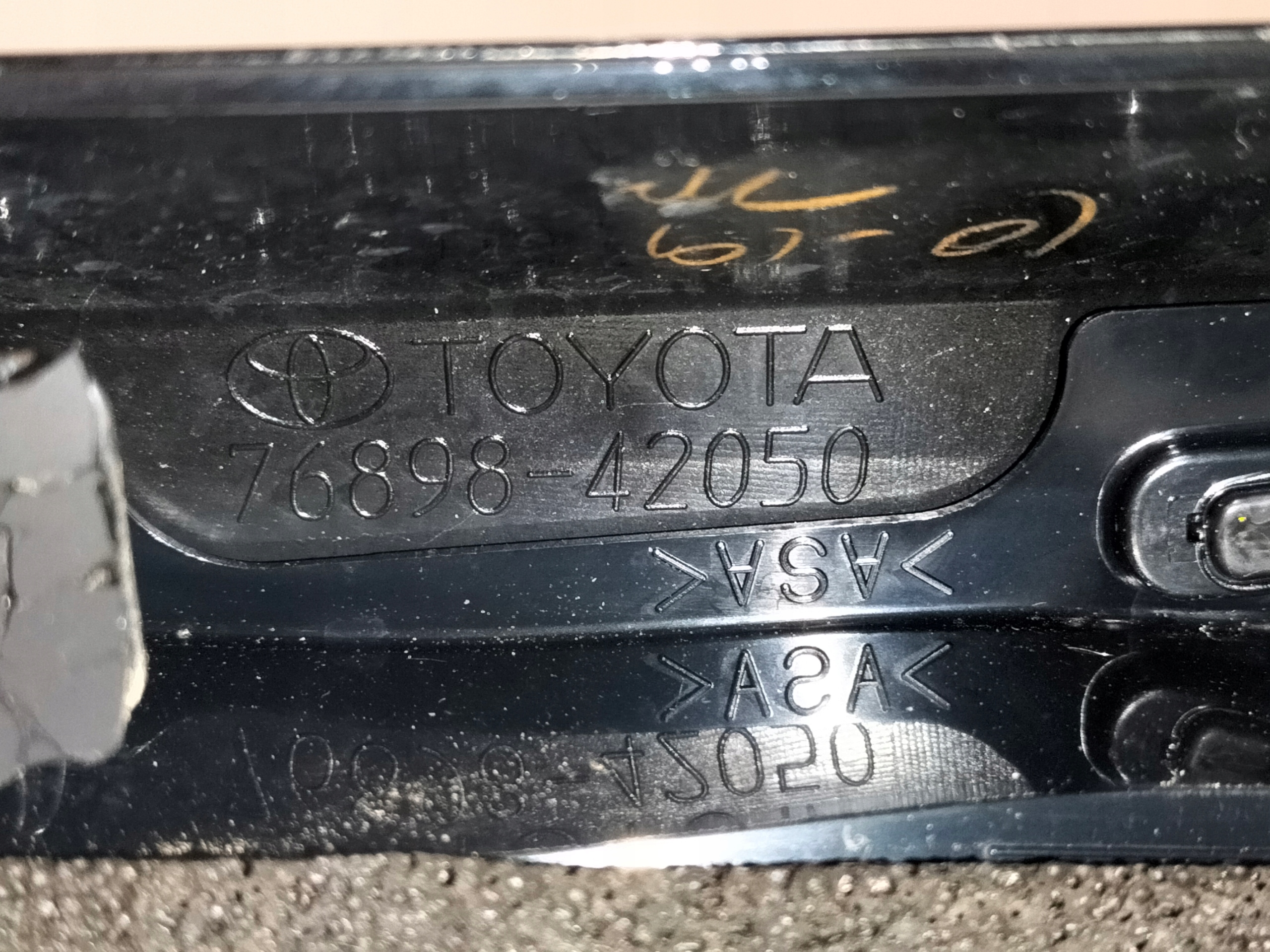 moulding cap windows bonnet boot rear part left TOYOTA RAV4 RAV-4 V 18