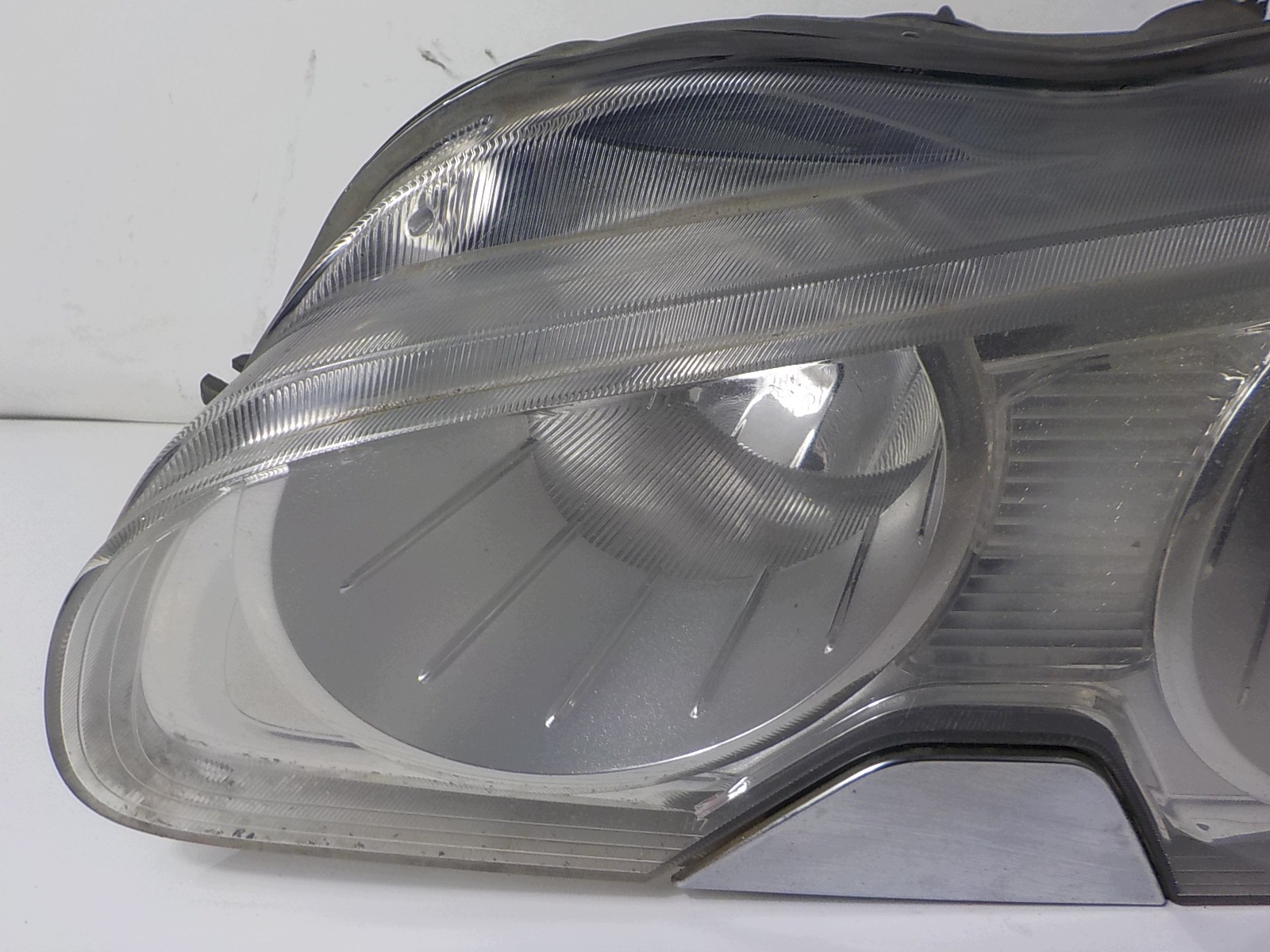 JAGUAR XF X250 XENON light left front front UK
