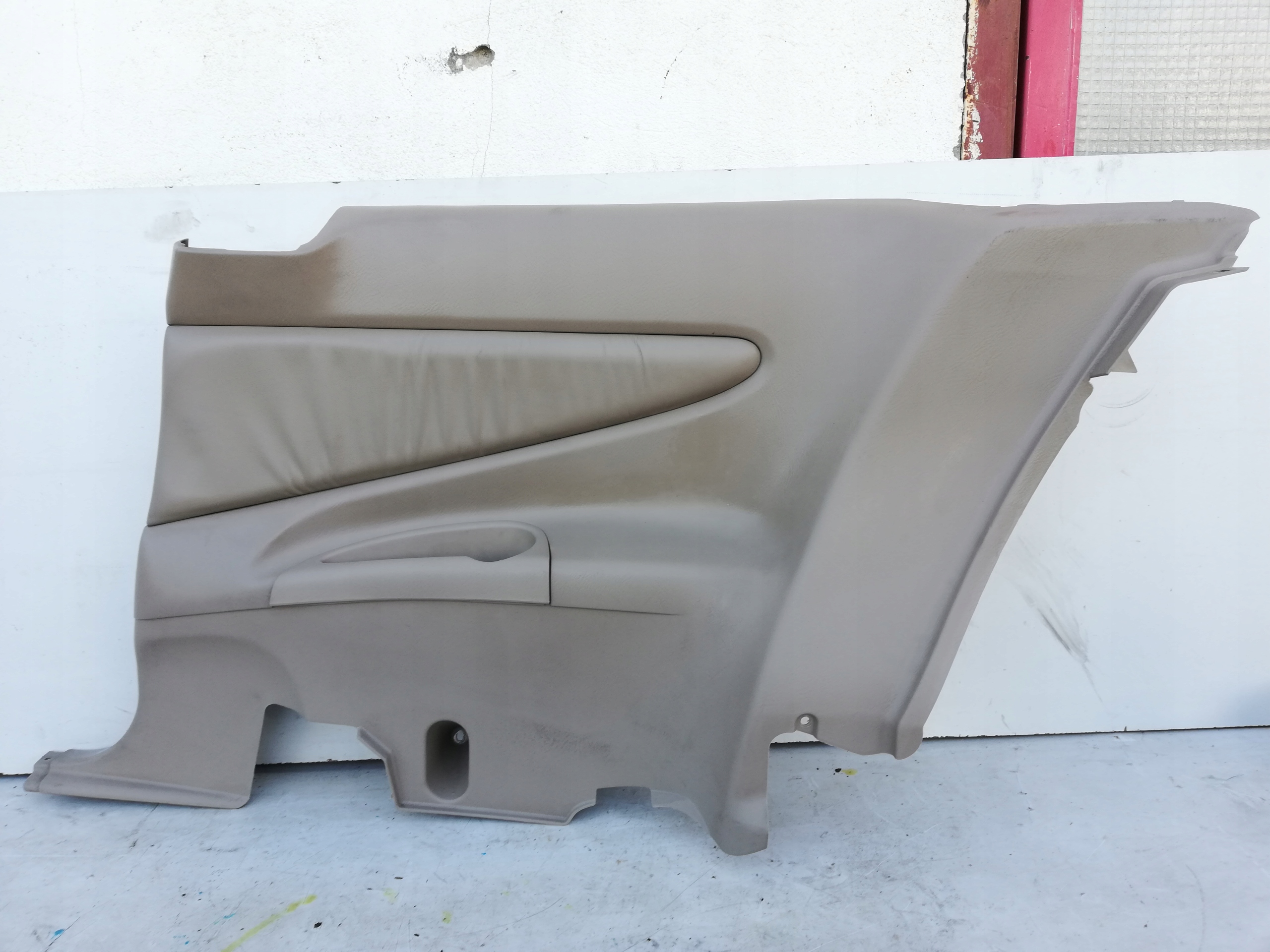 ОБШИВКА ДВЕРИ ПРАВЫЙ ЗАД. HONDA ACCORD КУПЕ 98-02