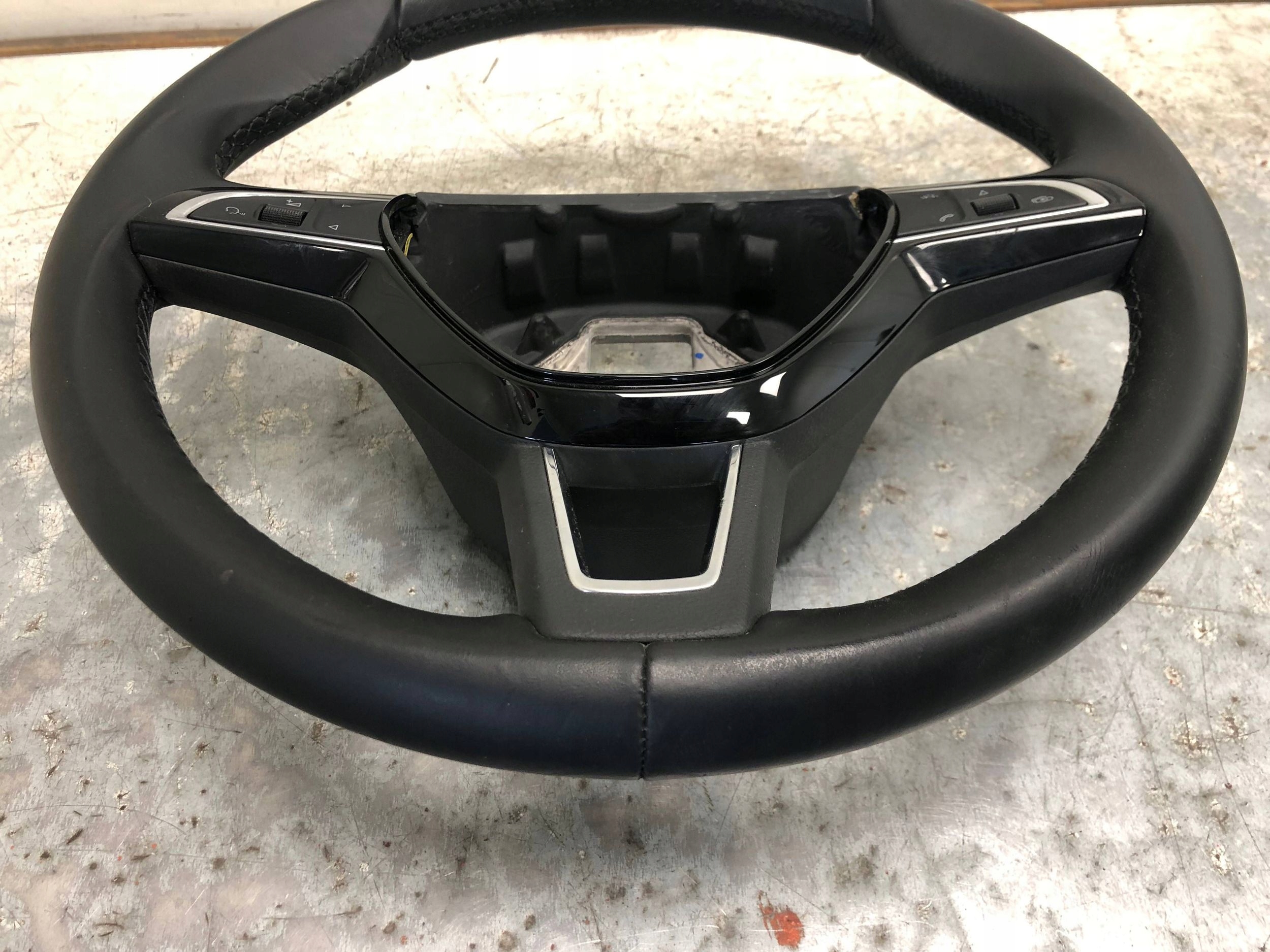 lenkrad Leder MULTIFUNKCJA SKODA OCTAVIA MK3 3V0419091L 5E0419685A