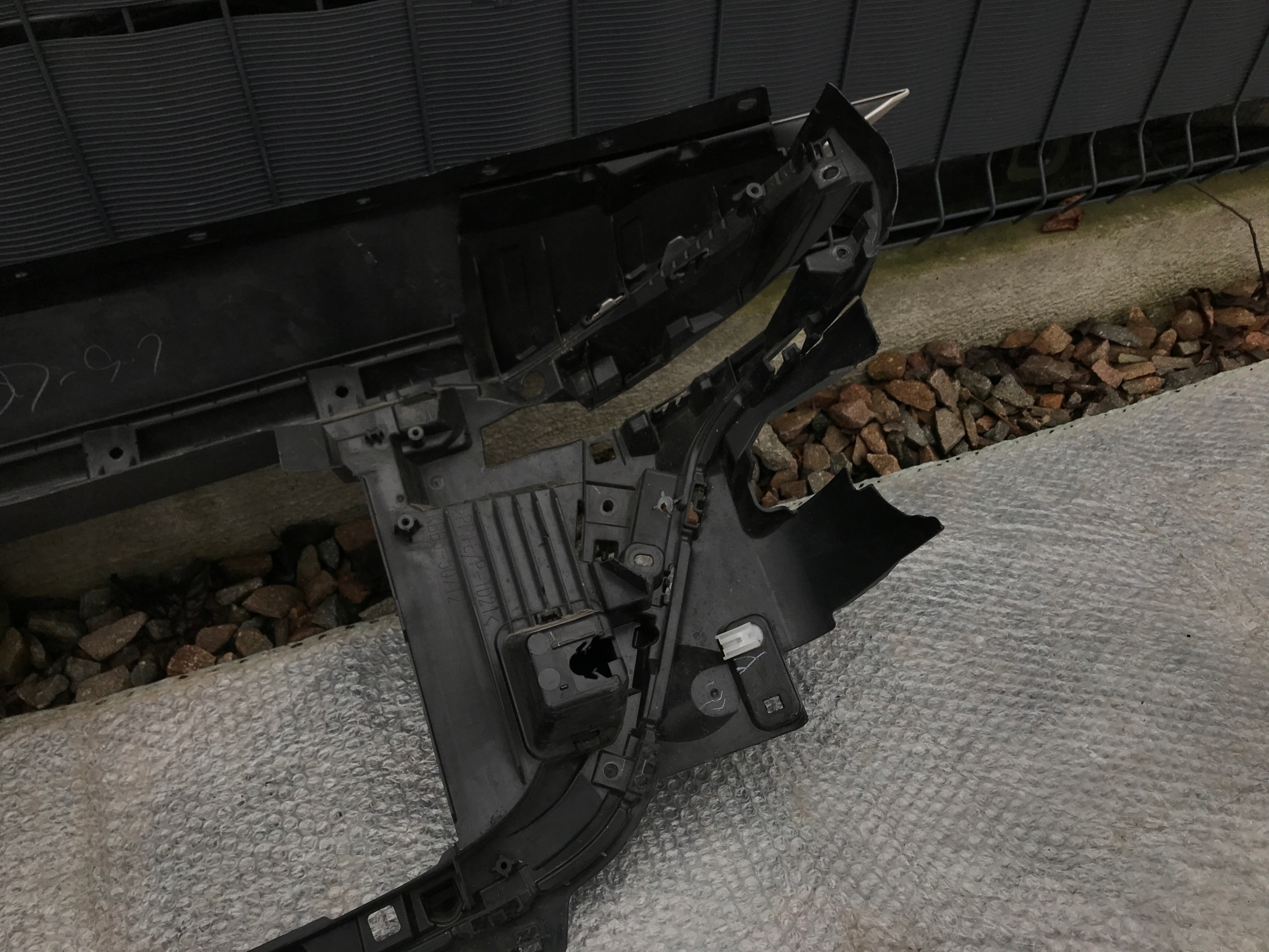 MAZDA CX60 CX-60 ATRAPA GRILL PRZÓD PRZEDNI 2022- 11160 Kolor do lakierowania