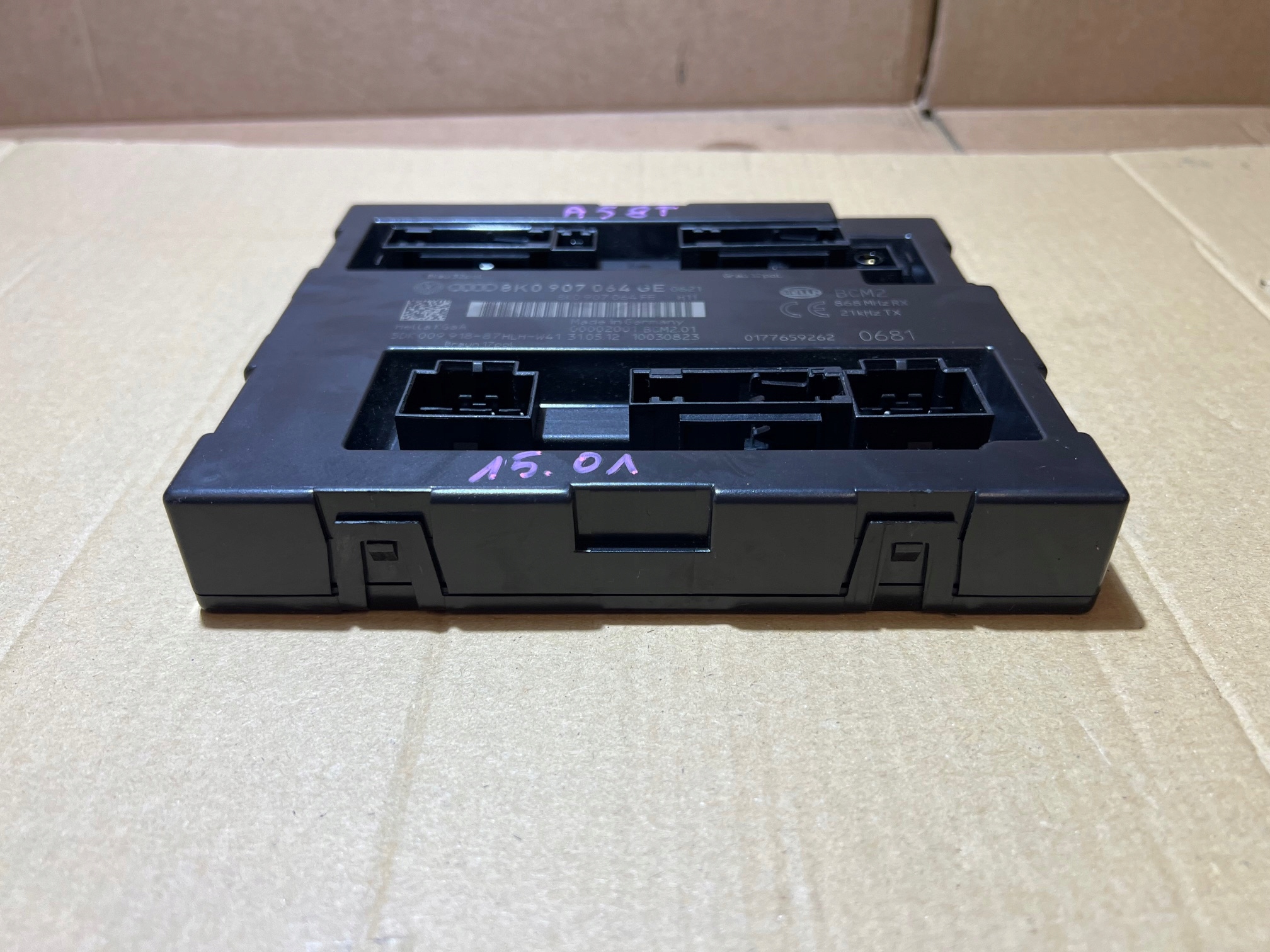 AUDI A5 8T LIFT module control unit KOMFORTU 8K0907064GE