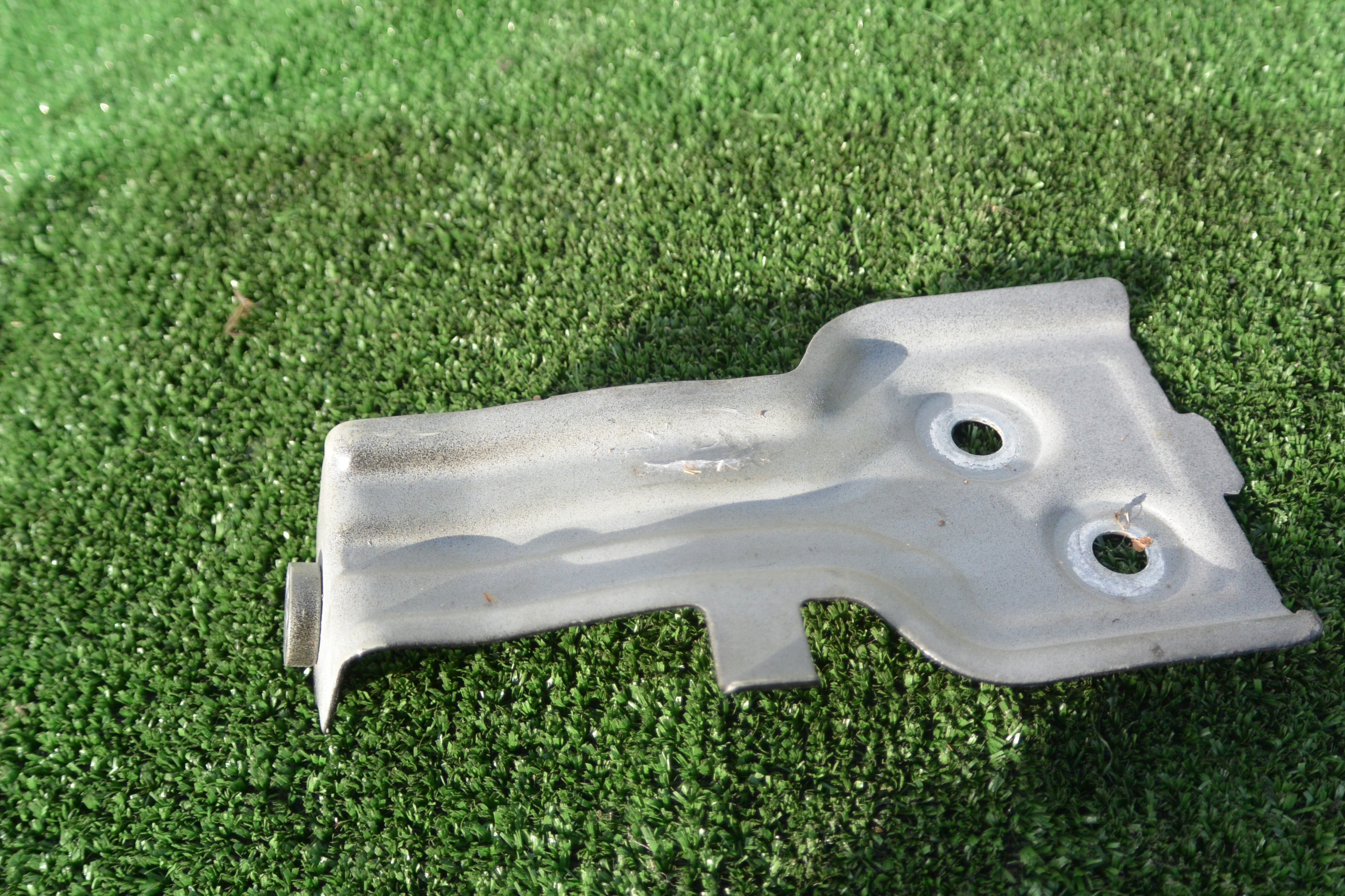 holder console of a fender left front BMW X3 G01