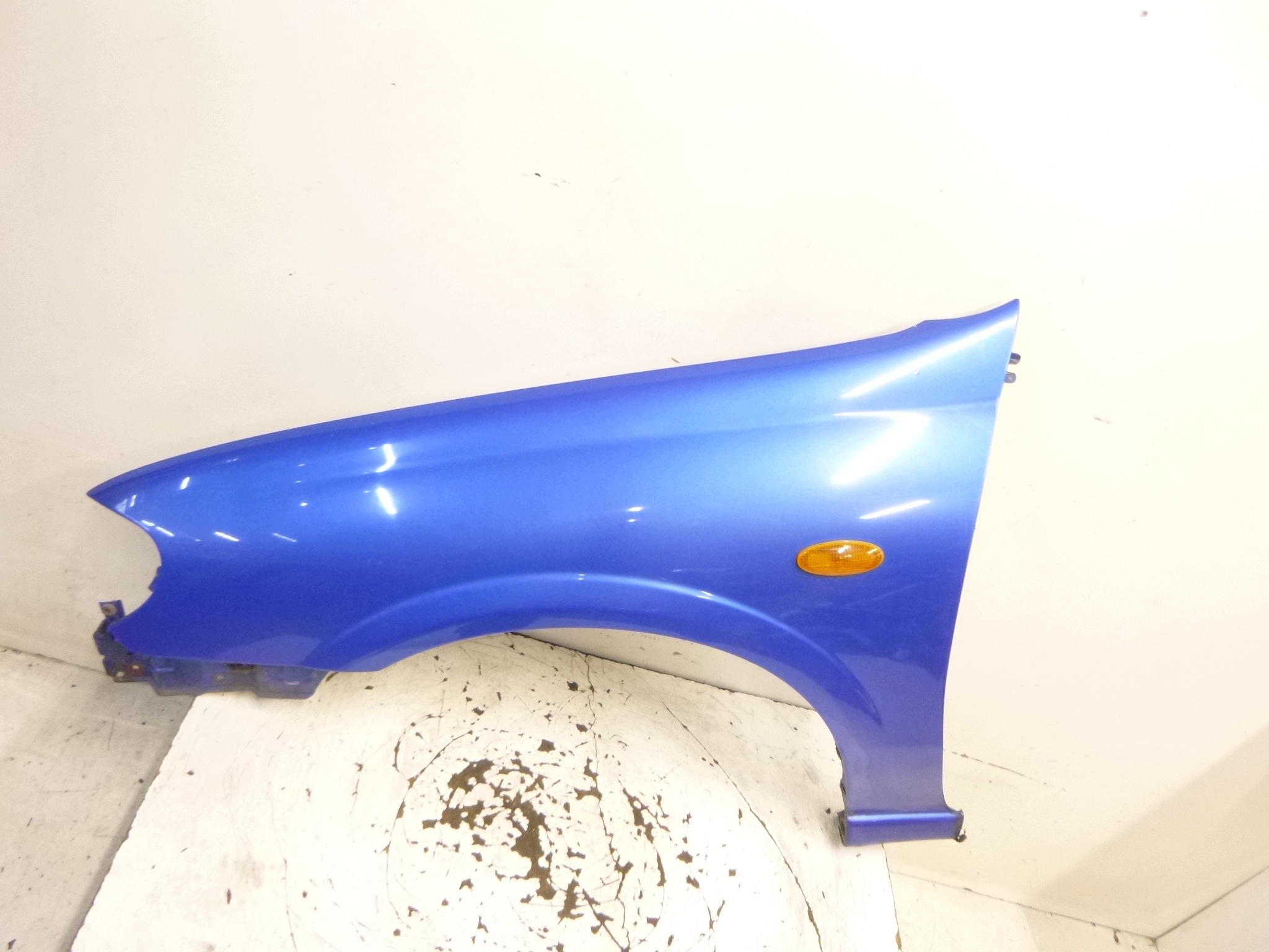 fender left front NISSAN ALMERA N16 00-06 BV4